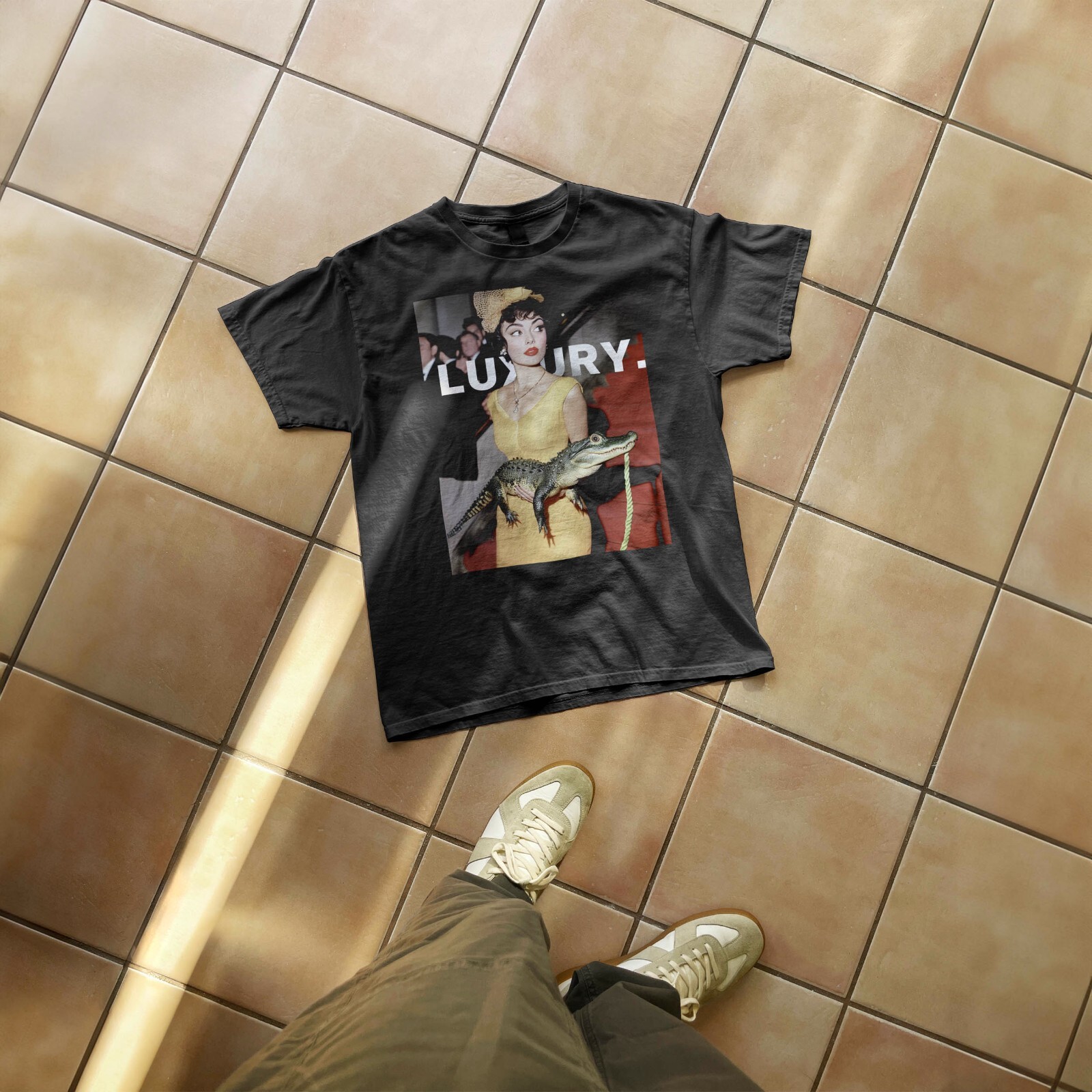 LUXURY – 90s tee timeless trends retro timeless graphic tee retro aesthetic