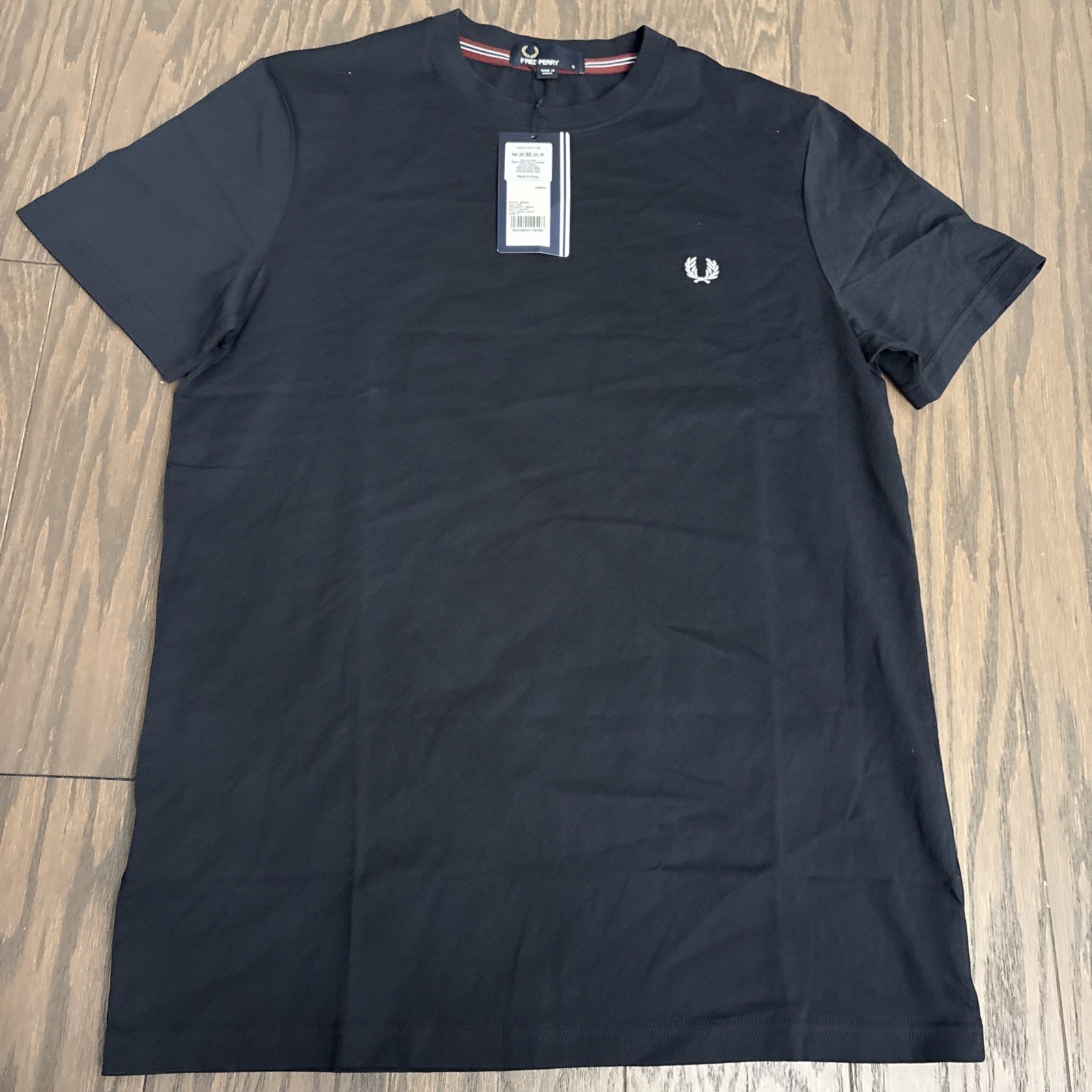 NWT Fred Perry T-Shirt Navy Mens Crewneck Tee Size small S $70 100% Cotton