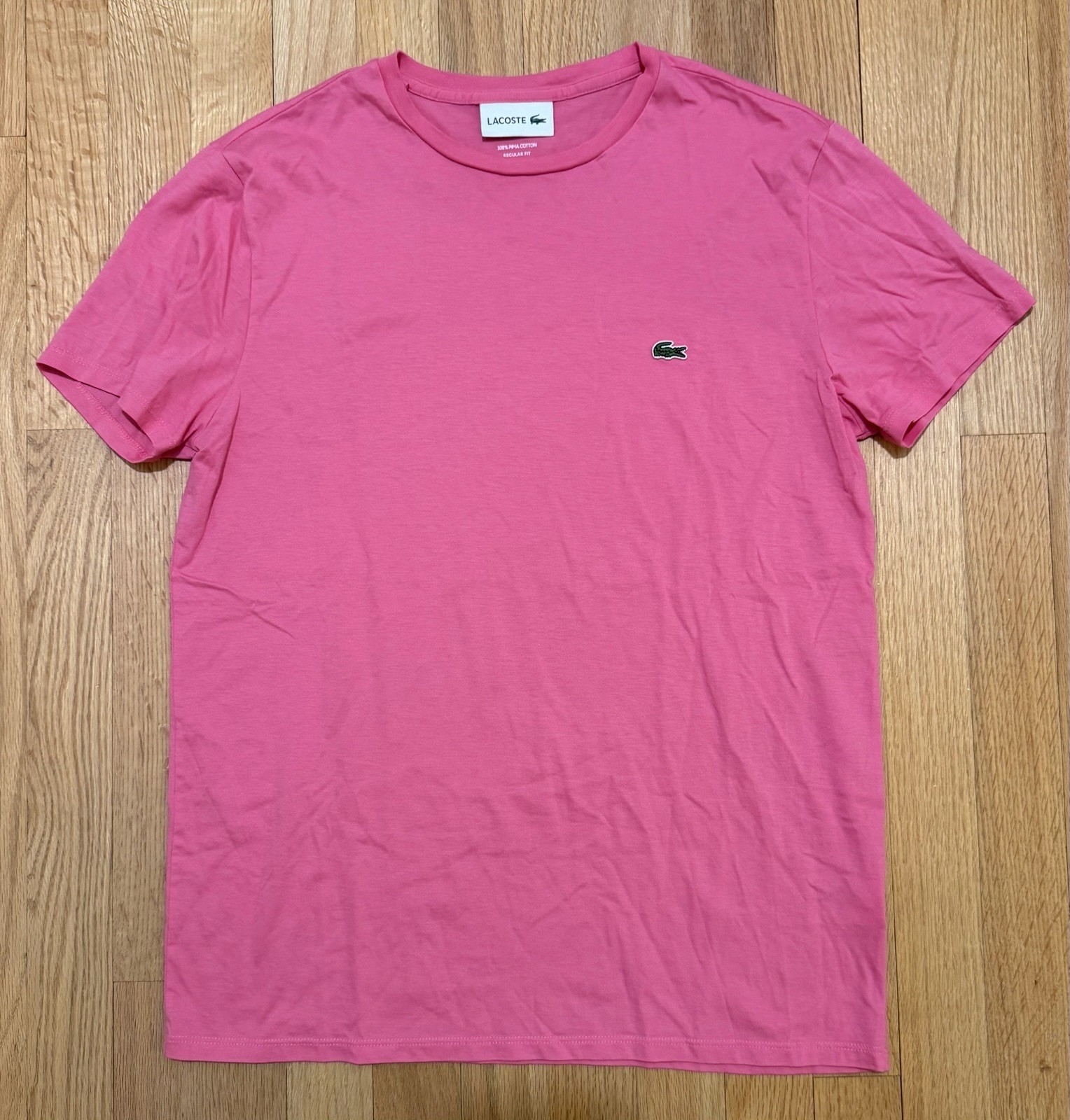 Lacoste Men’s Crew Neck Pima Cotton Jersey T-Shirt, Pink, M (Used).