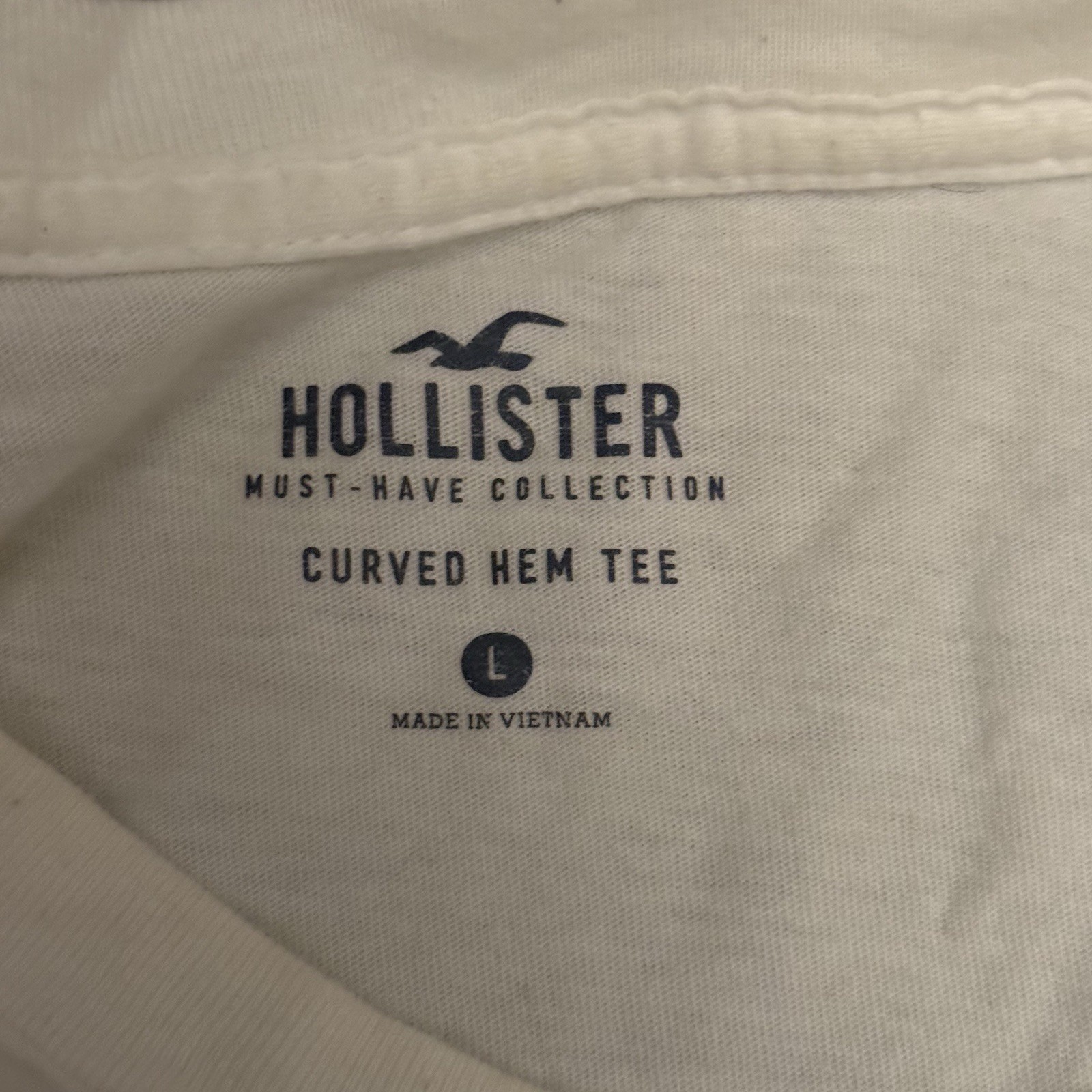 Hollister Must-Have Collection Men’s Curved Hem Logo Crew Tee White L