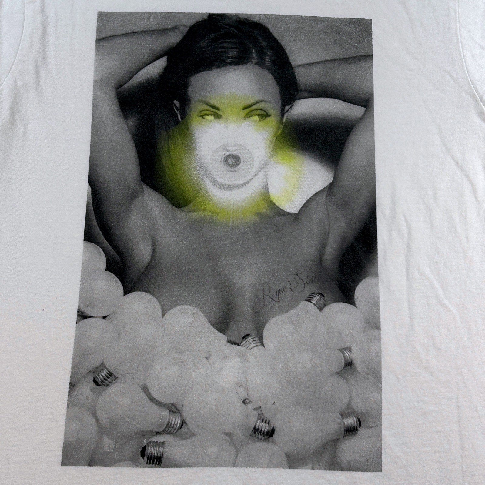Rogue State Graphic Tee 100% Cotton Small White Photo Print Edgy Streetwear