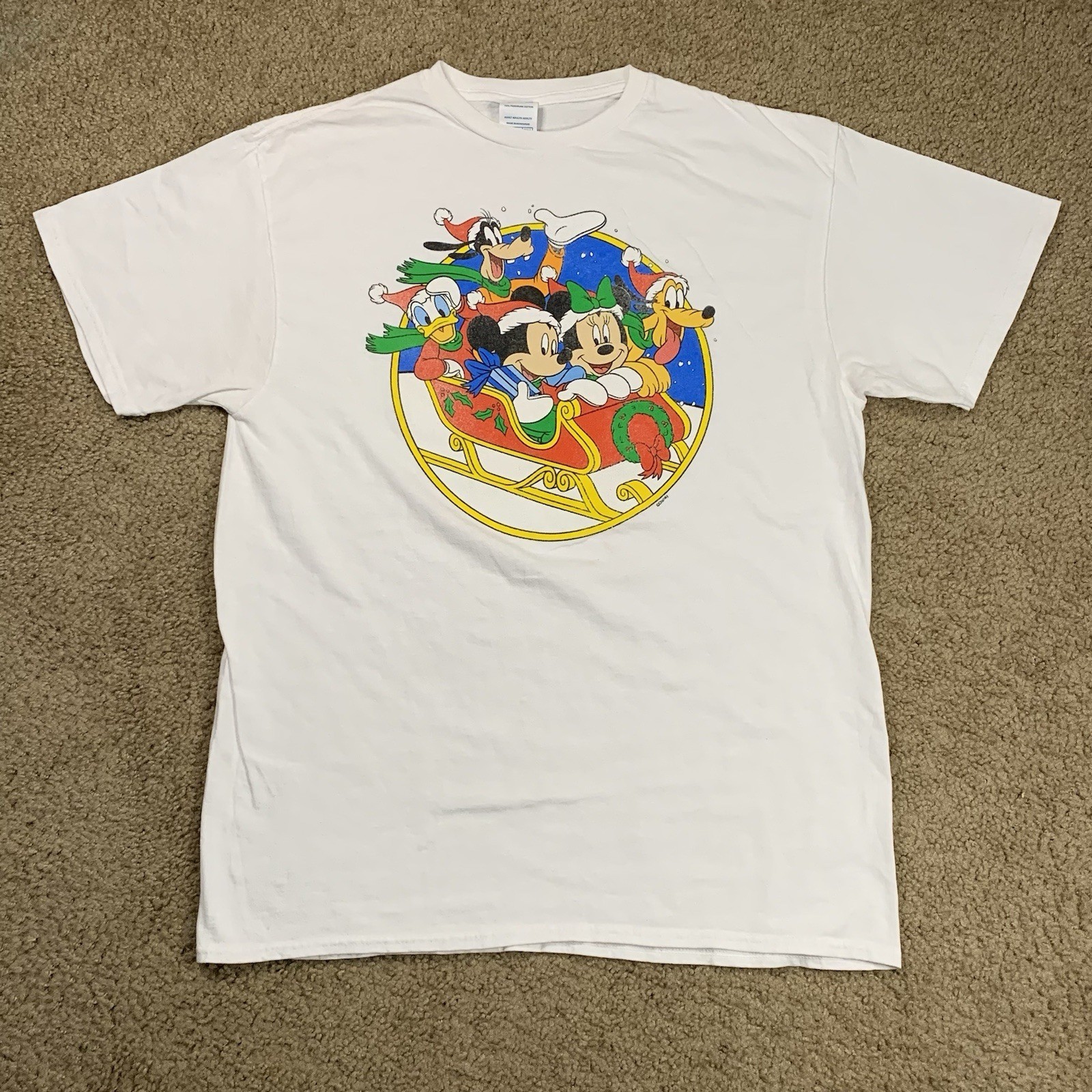 VTG Disney Adult Large White Short Sleeve Shirt Xmas Holiday Mickey Minnie Goofy