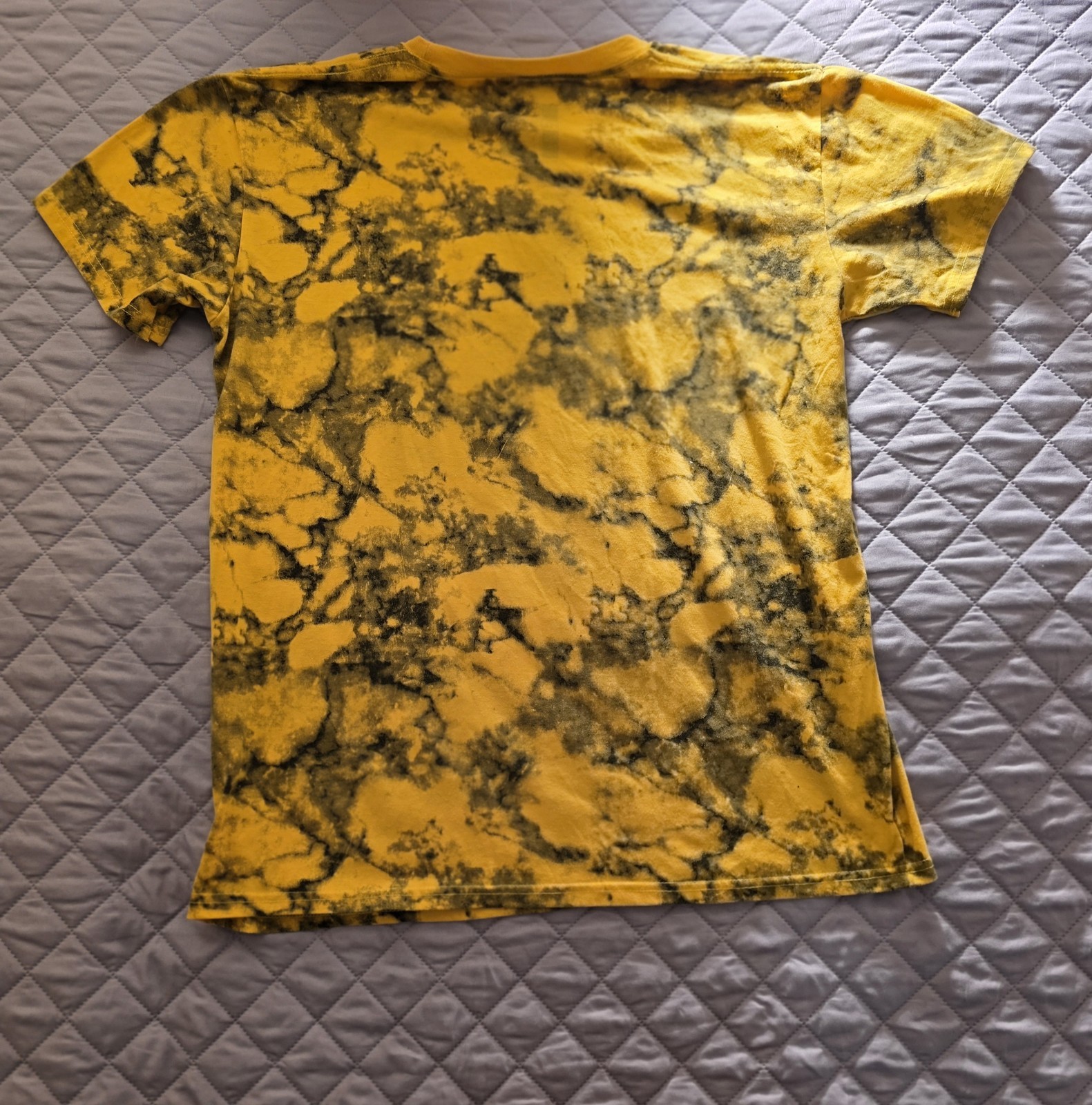 Hustle Xl Men Yellow And Black Pullover Shirt With Bear Design On Front