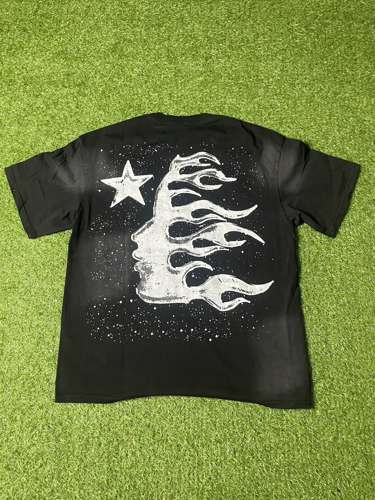 Hellstar Men’s Graphic Logo Crew Neck Short Sleeve T-Shirt Black S