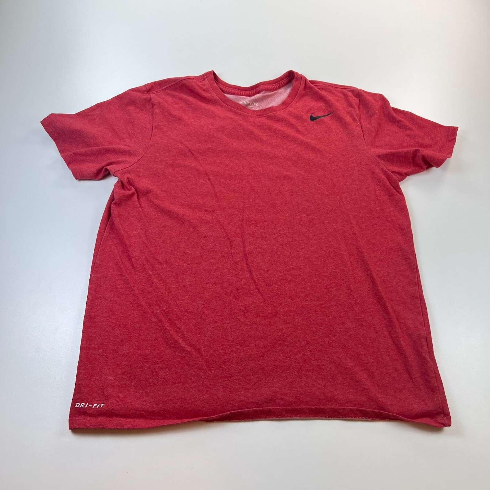 Nike Dri Fit Shirt Mens Large Athletic Cut Red Crew Neck Lightweight Stretch
