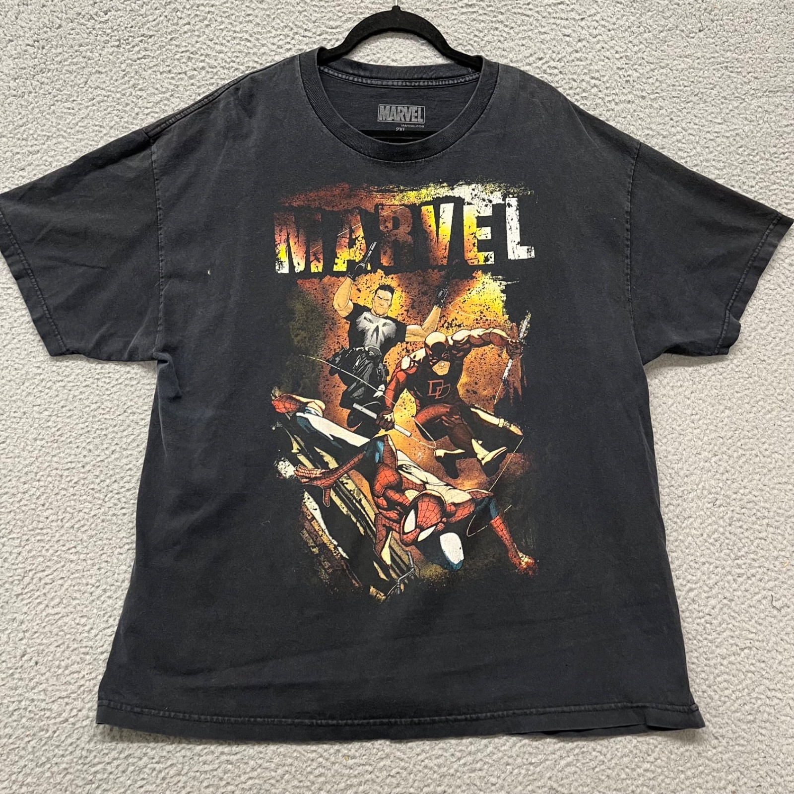 Marvel Shirt Mens 2XL Black Spiderman Daredevil Punisher Comic Book Graphic