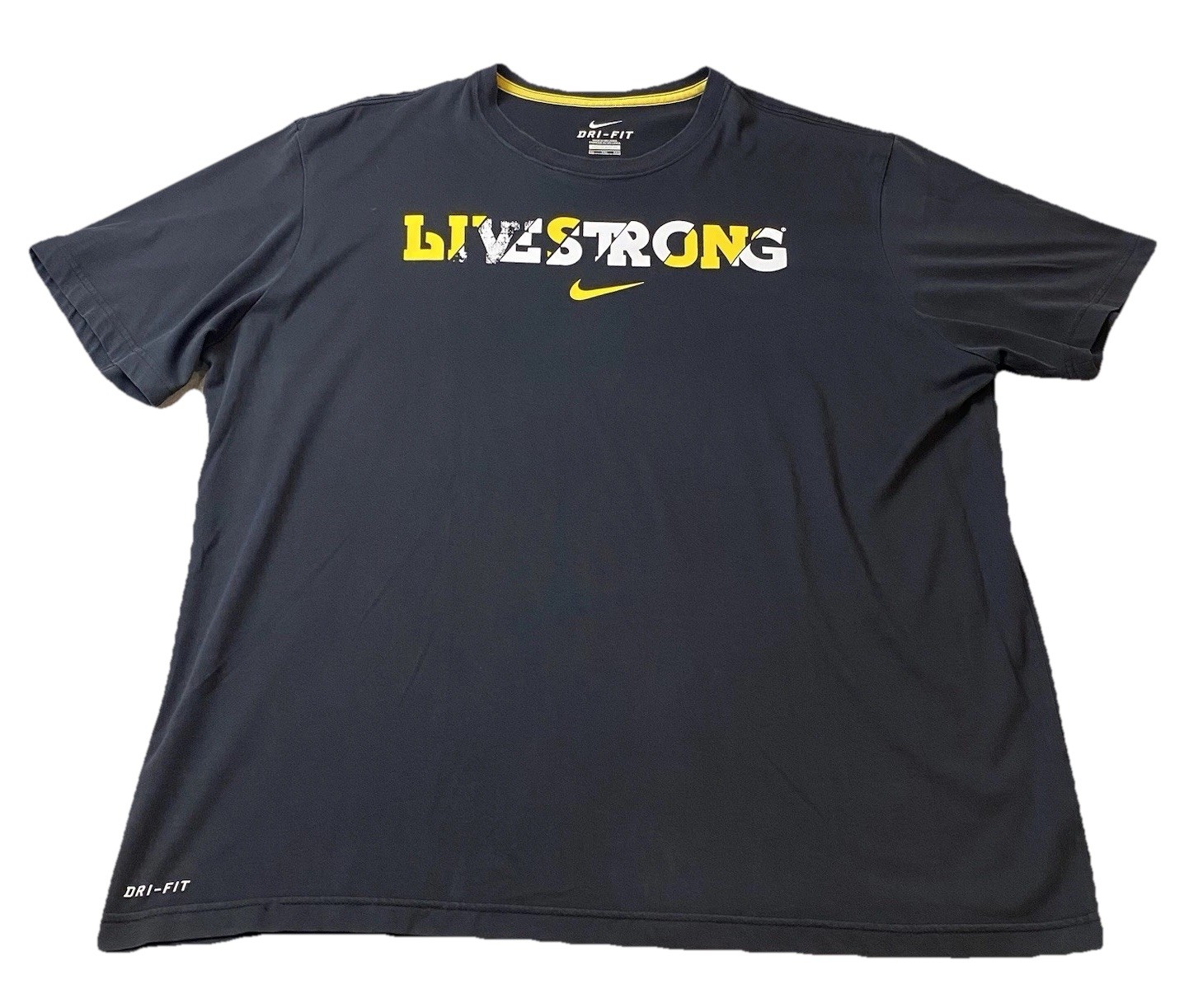 Nike LIVESTRONG T Shirt Mens 2XL Black Lance Armstrong Foundation Tee Cycling