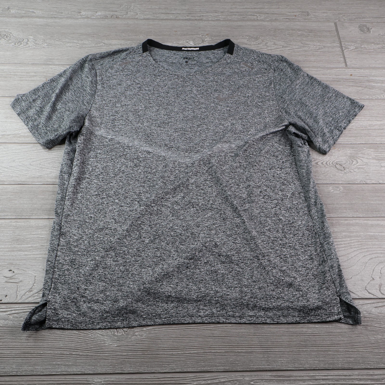 Nike Rise 365 Men’s Dri-FIT Short-Sleeve Running Top Size Large T Shirt Tee