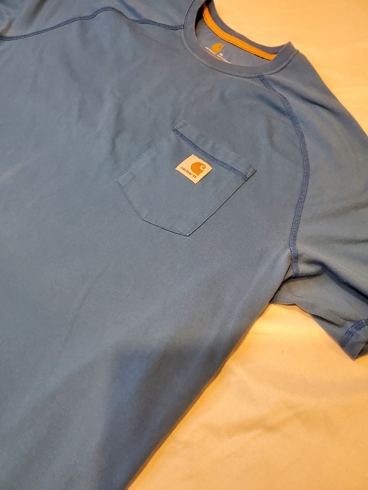 Carhartt T-Shirt Blue Short Sleeve Crew Neck Size XL Pocket 24×29.5 FADED AREAS