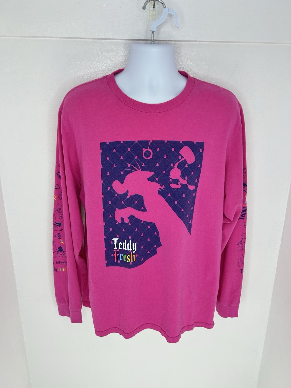 Teddy Fresh X Looney Tunes Pink Shirt Size Large Sylvester Tweety Streetwear