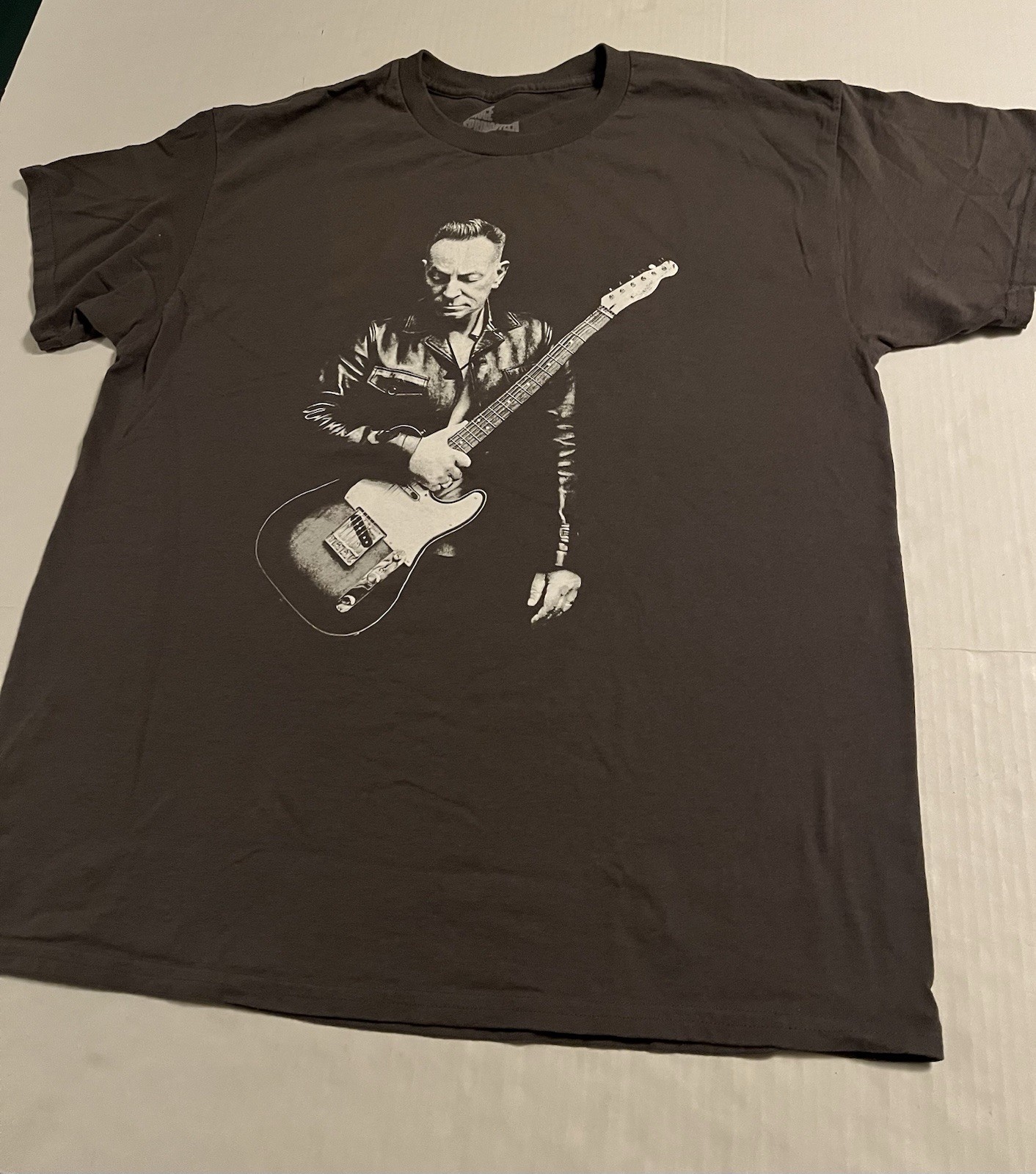 Bruce Springsteen 2024 Concert Tour E Street Band T-Shirt LARGE Music Rock Album