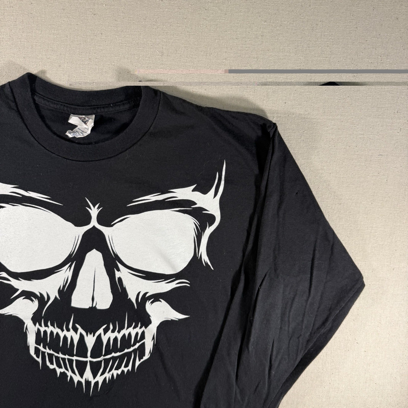 Delta Pro Weight Black Long Sleeve Skull Y2K Vintage Size XL 2000s