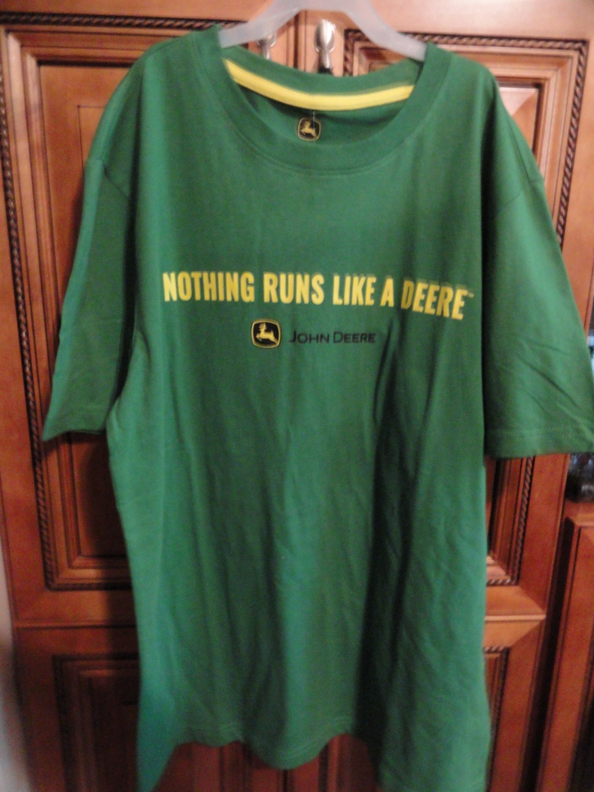 NWT Men’s size M green JOHN DEERE PULLOVER T SHIRT cotton blend Farm outdoorsy