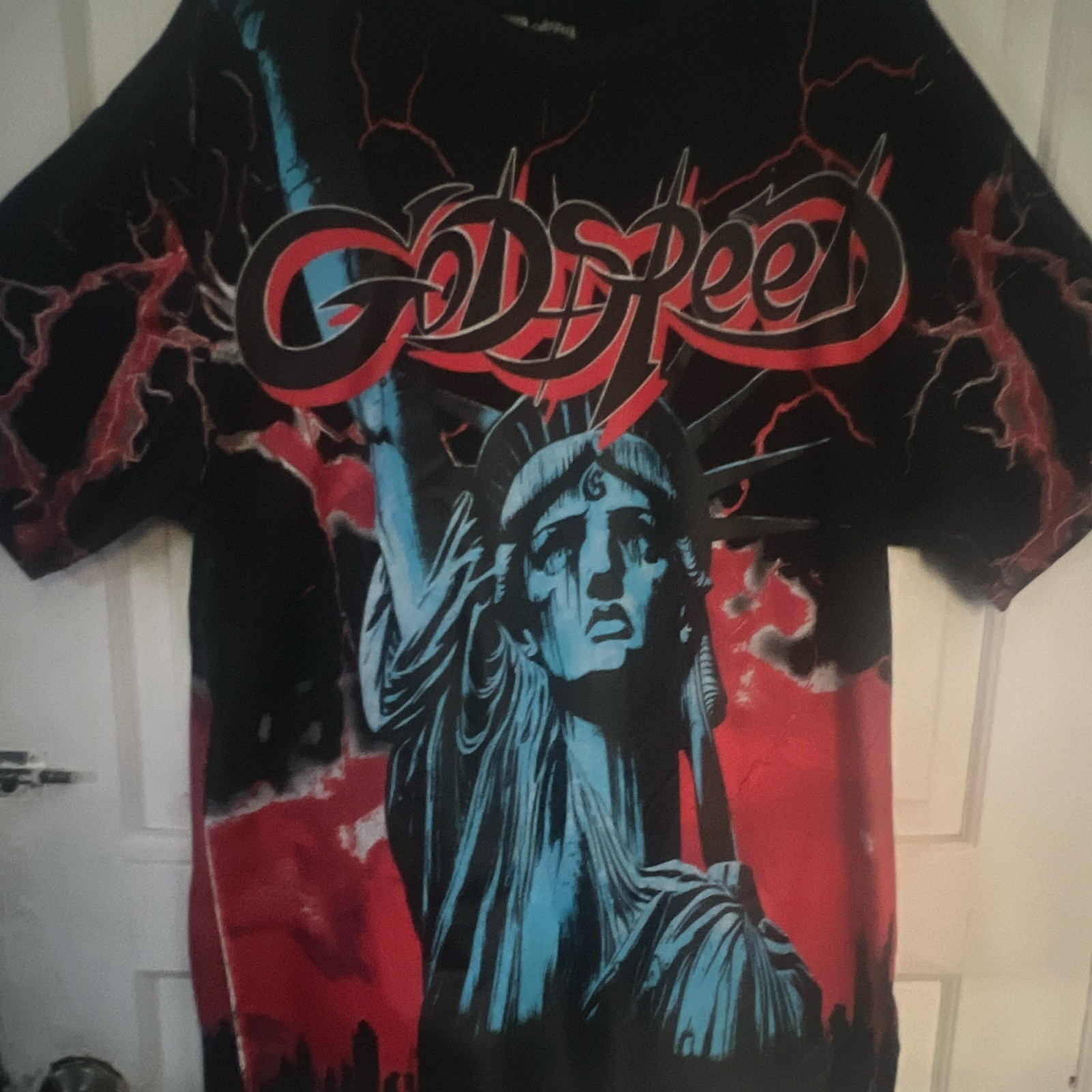 Mens Godspeed Statue of Liberty Lightning Sky print Short sleeved T-shirt