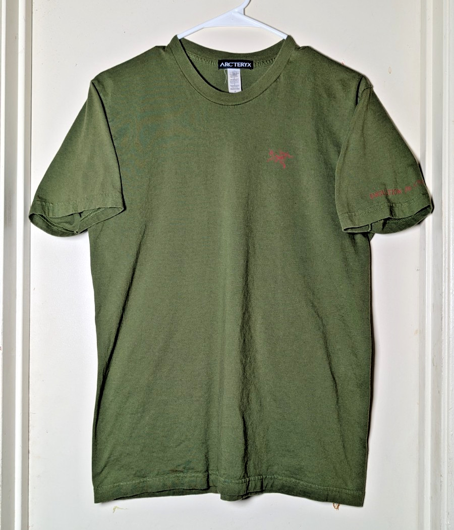Vintage Arcteryx Green T Shirt Mens Medium Made In USA . 19×26.