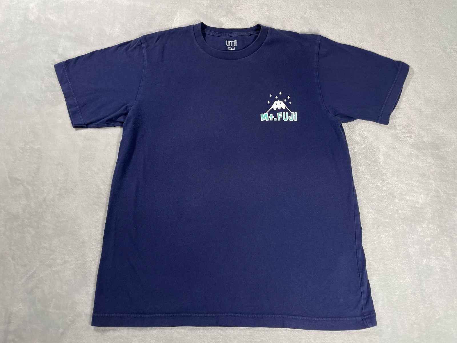 Uniqlo UT T-Shirt Mens L Navy Mt. Fuji Graphic Tee Japan Style Cotton