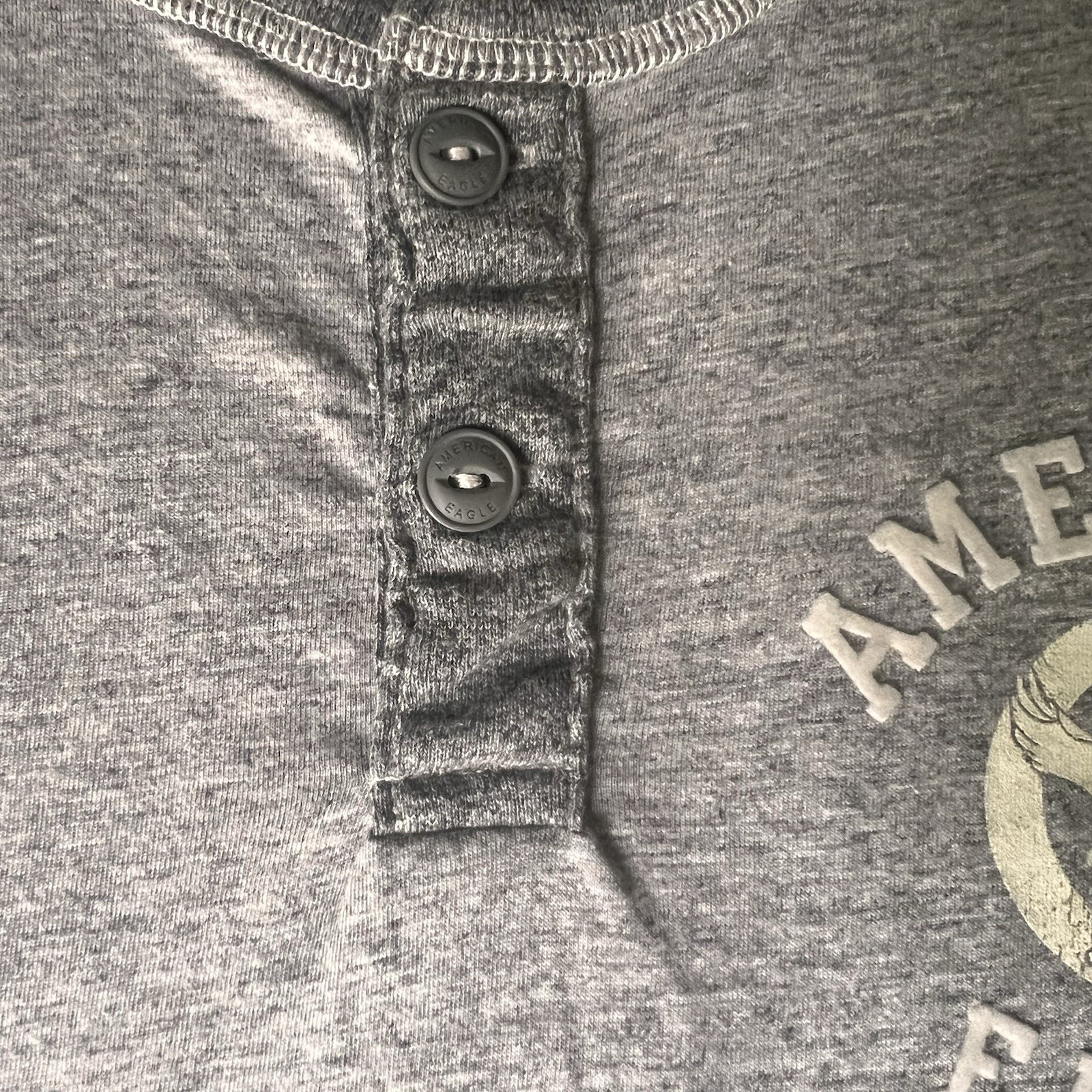 American Eagle Outfitters Vintage Shirt Henley Gray Men L Buttons Logo Soft Feel
