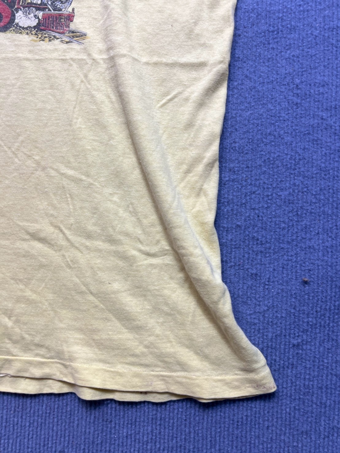 Vintage 80s Hanes Knott’s Berry Farm California T-Shirt XL Single Stitch Distres