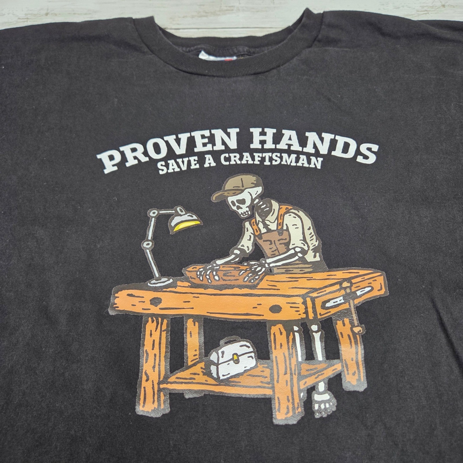 Proven Hands Save A Craftsman Skeleton Graphic T-Shirt Men XXL Black Heavyweight
