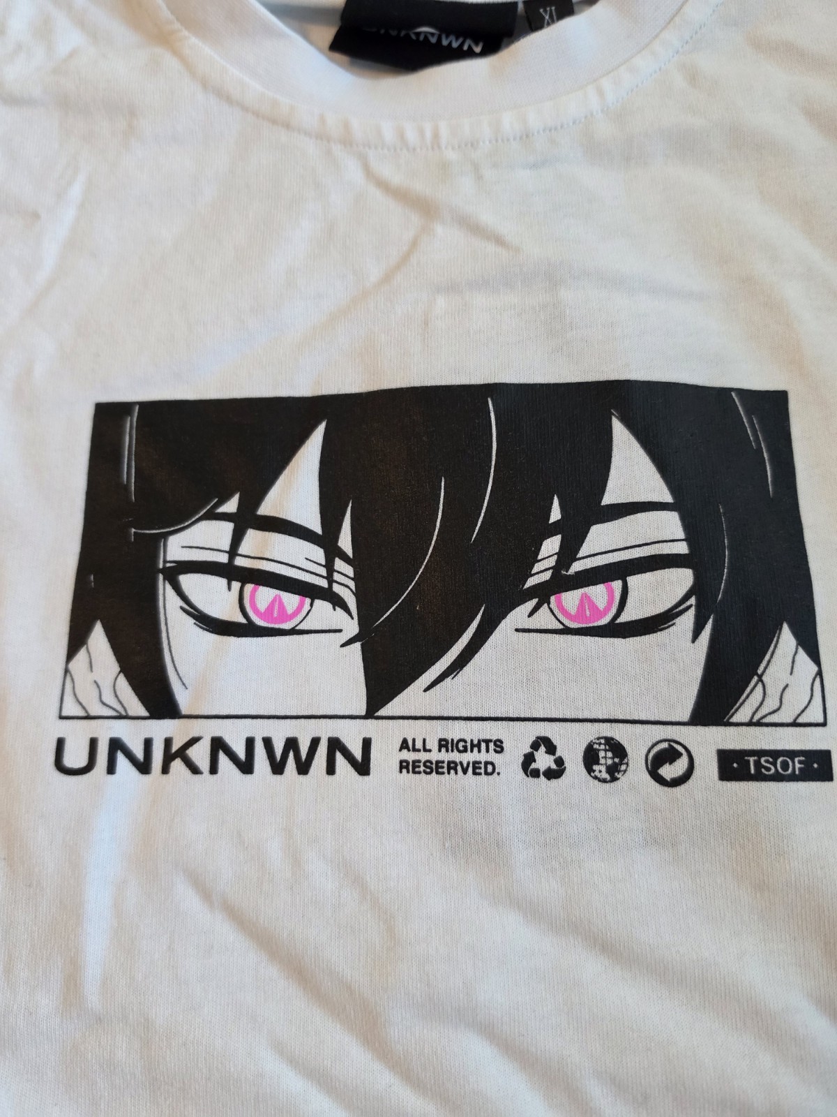 Unknwn White Size XL Anime NWT