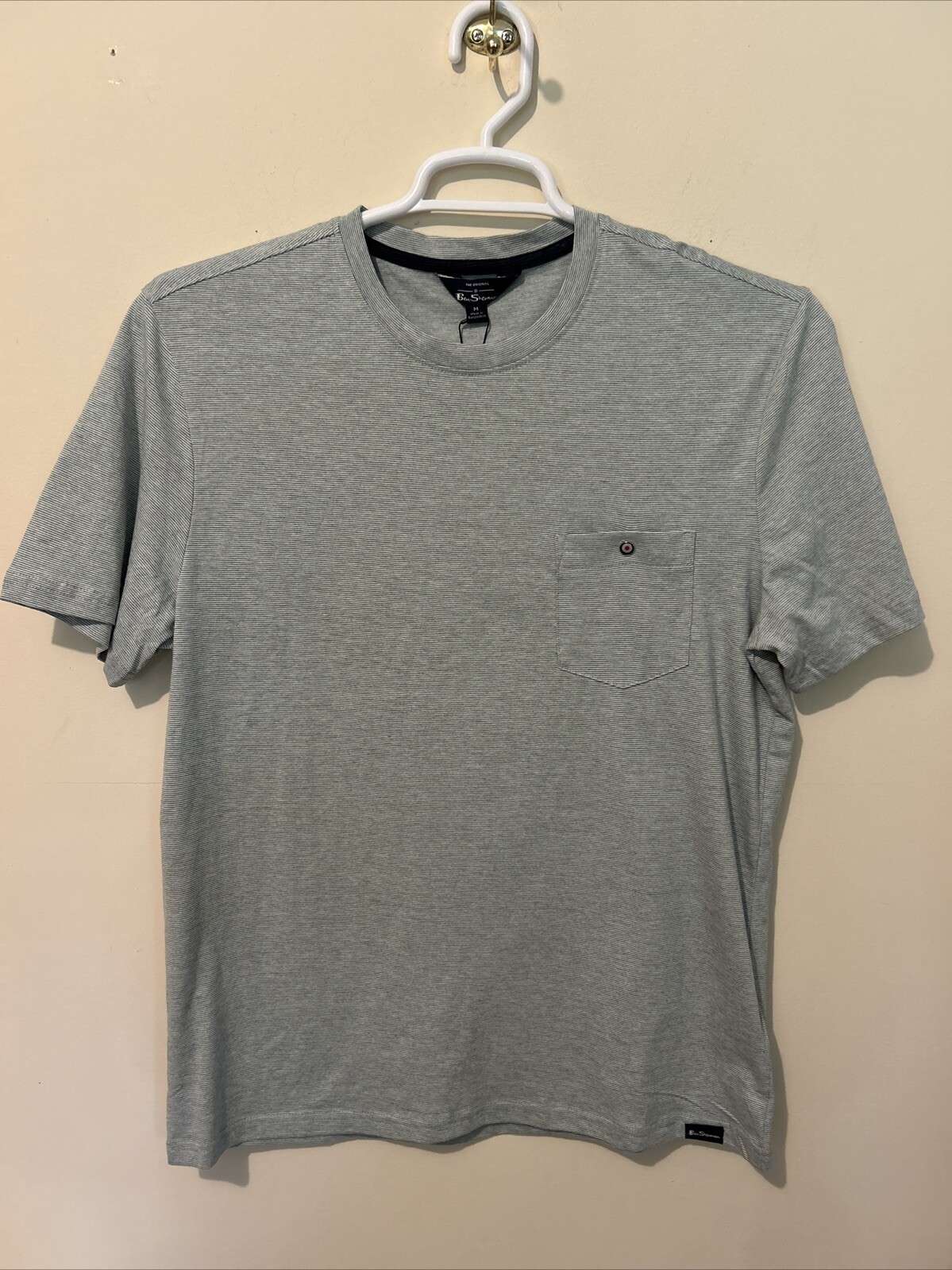 NWT Ben Sherman T-shirt Men’s Medium Short Sleeve Logo Athleisure Pocket Casual