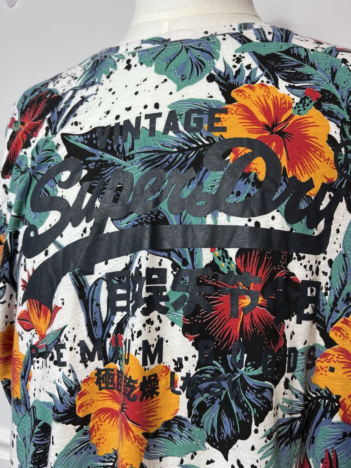 SuperDry Tropical Floral Graphic T Shirt- MED.-Hawaiian Summer Beach Casual Tee