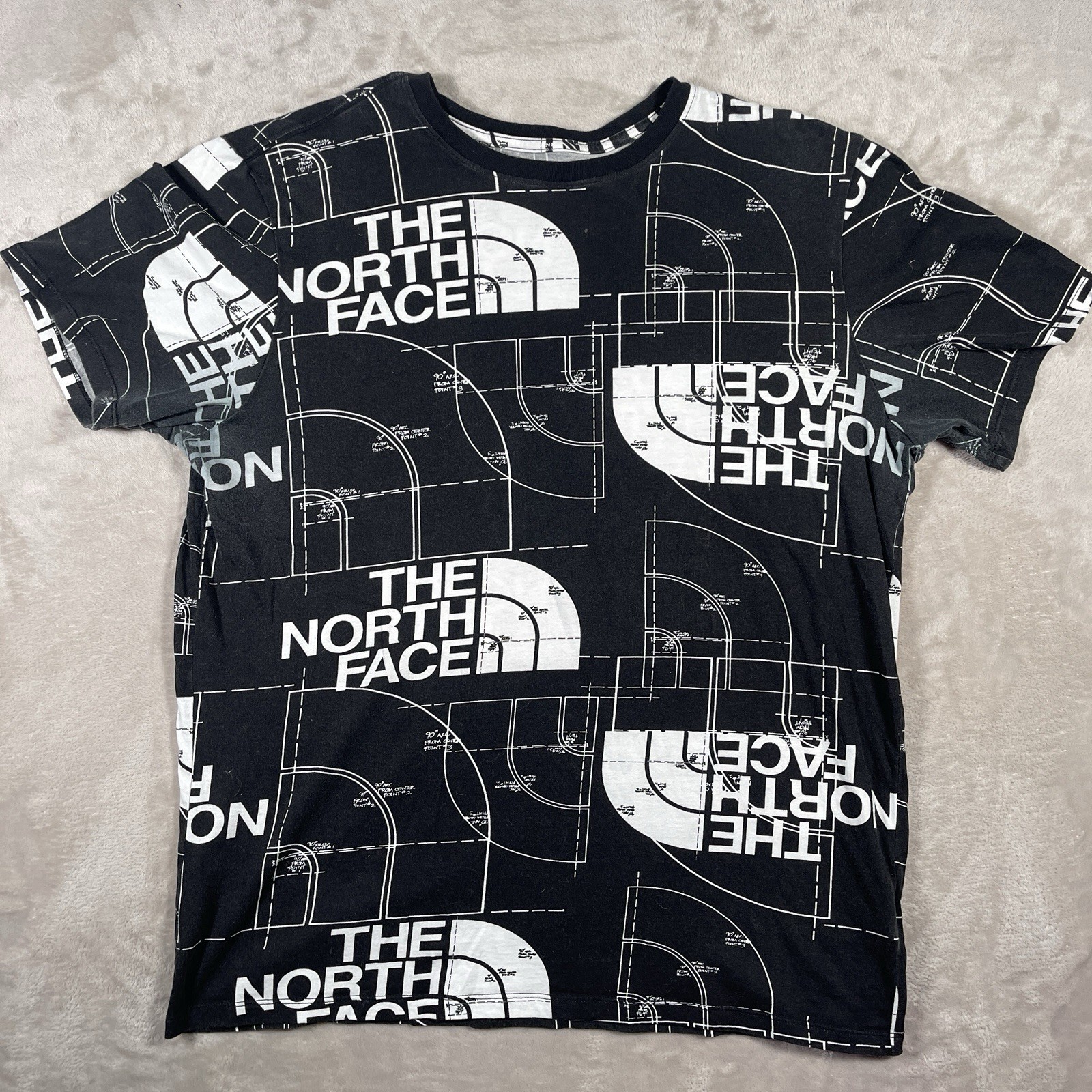 The North Face All Over Graphic Injection Print T-Shirt Men’s L Black Fading