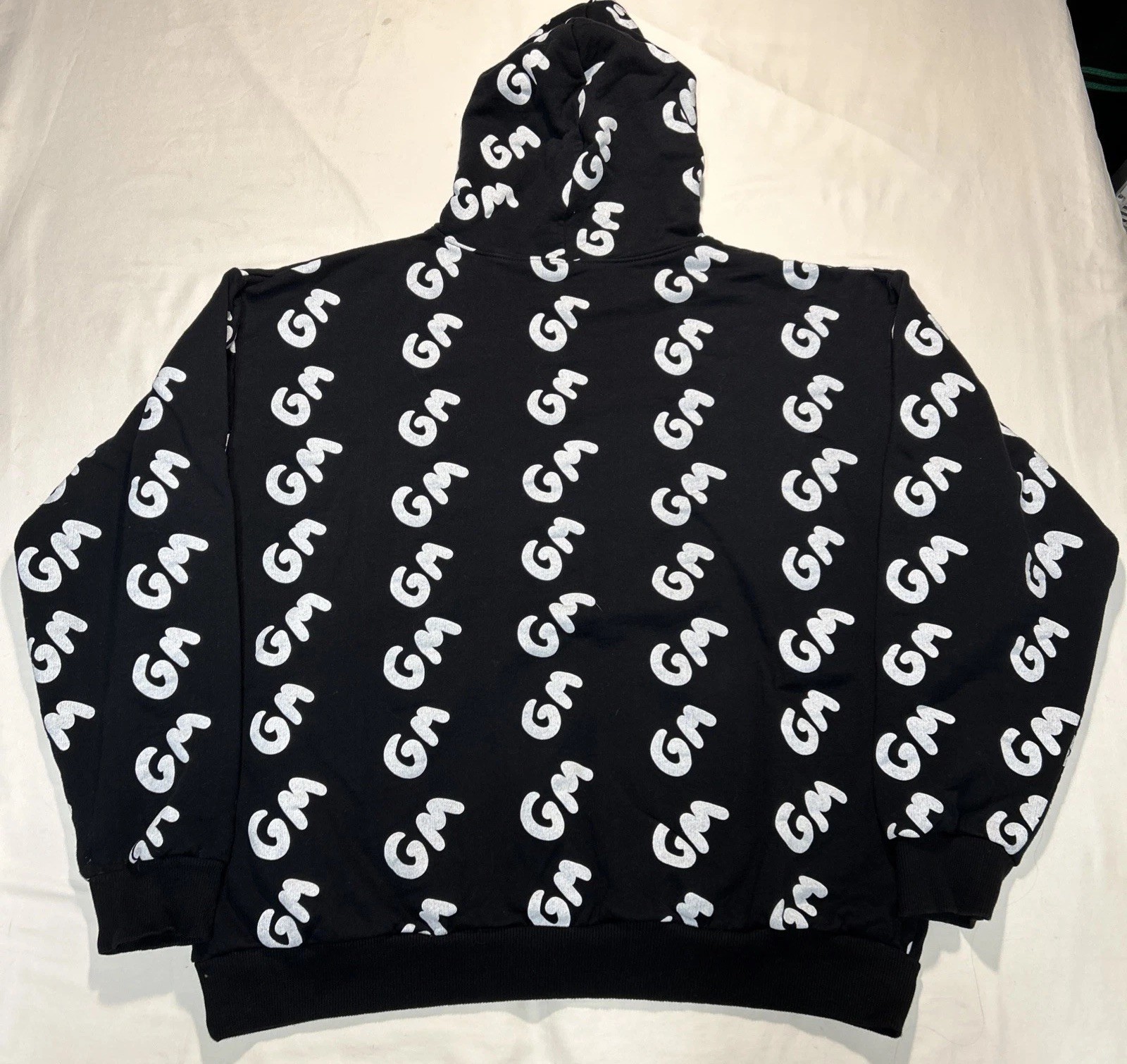 Alien Frens Long-Sleeve & Hoodies XXL Lot Of 4 Gray Black Tan