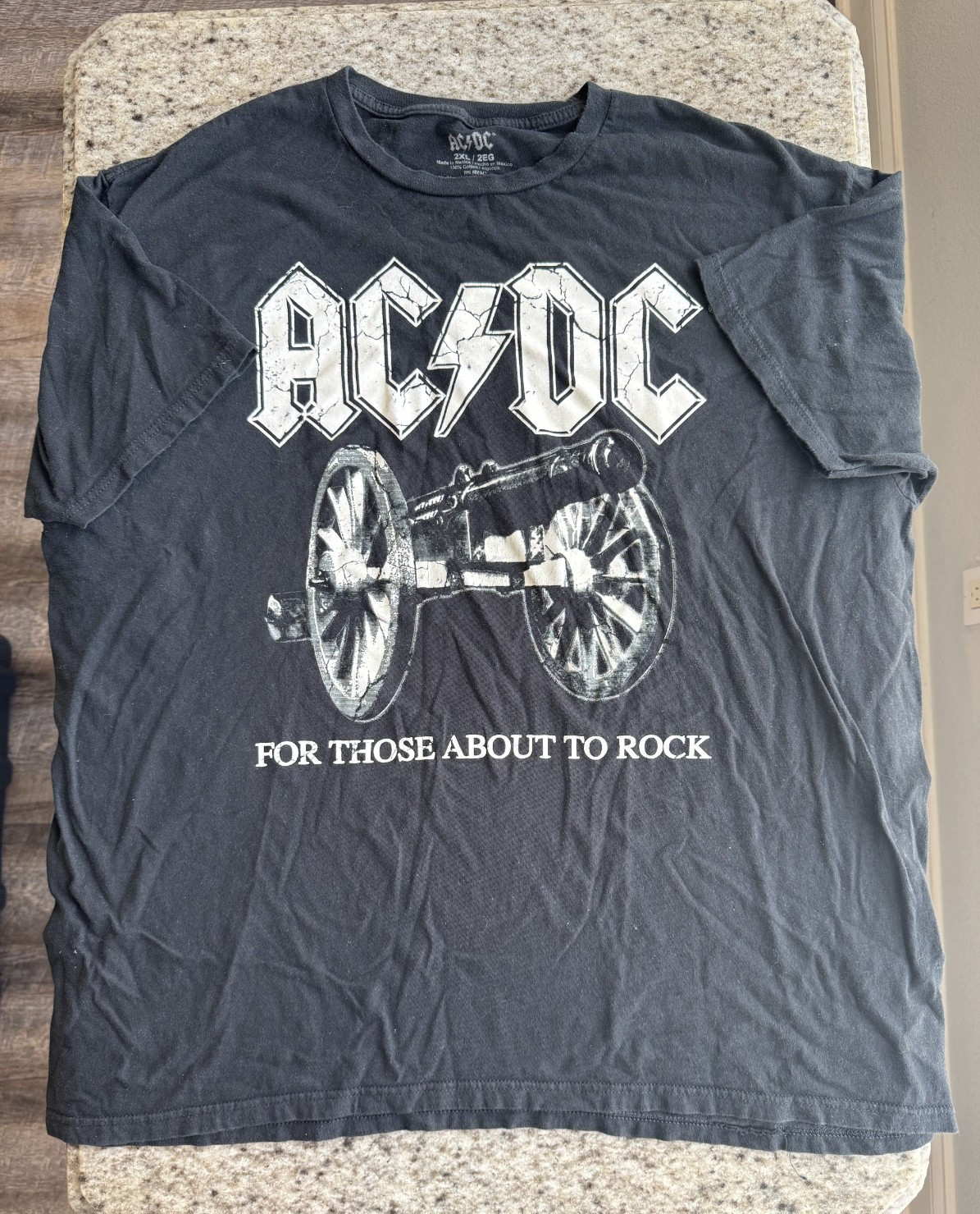 AC/DC T Shirt Mens 2XL For Those About To Rock Cannon Black Distressed Band Tee