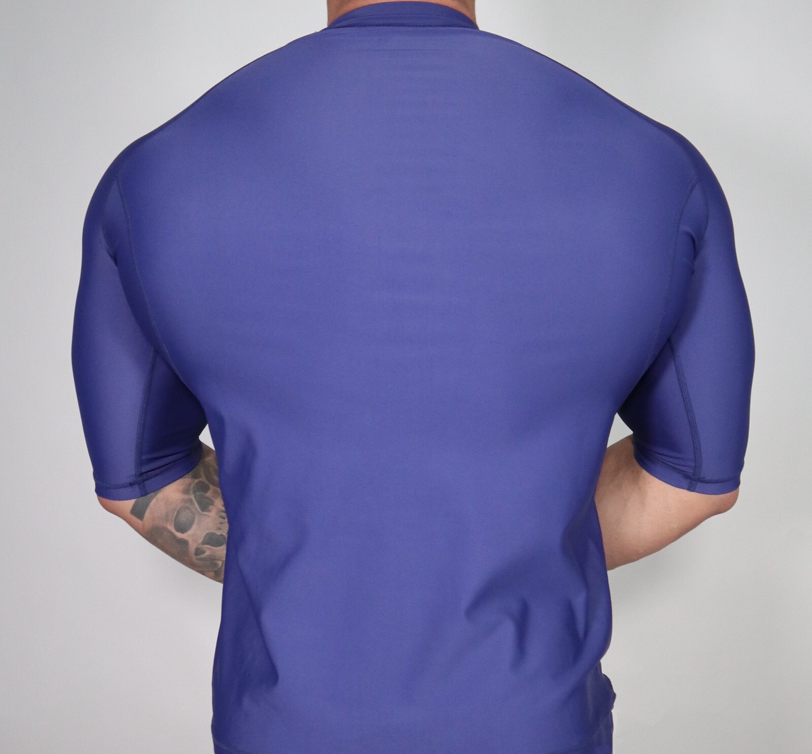 BLUE TIGHT-FITTING COMPRESSION SHIRT SIZE L