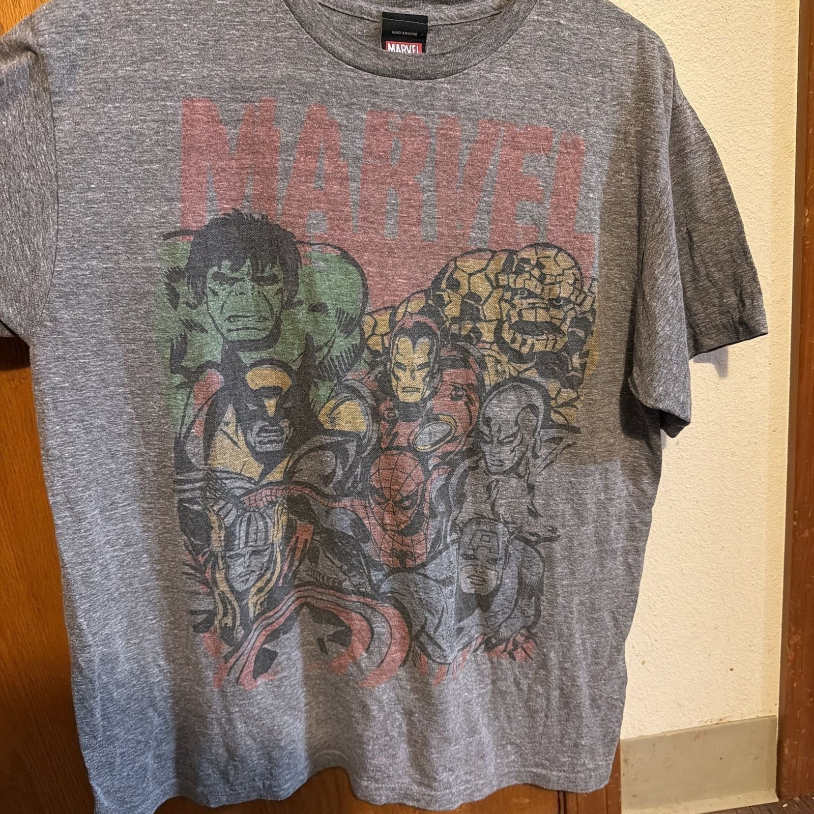 Marvel Comics Superheroes Avengers Retro Graphic T-Shirt Heather Gray
