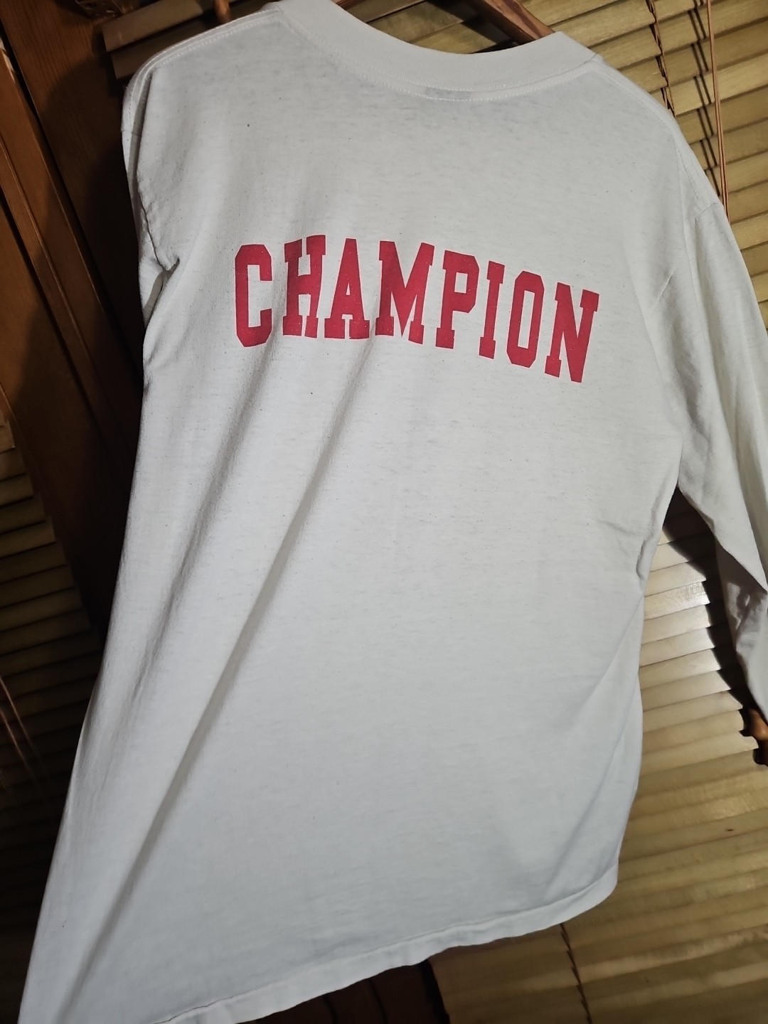 Vintage 90s St John’s Red Storm College Sports Tee T Shirt M L NYC New York City