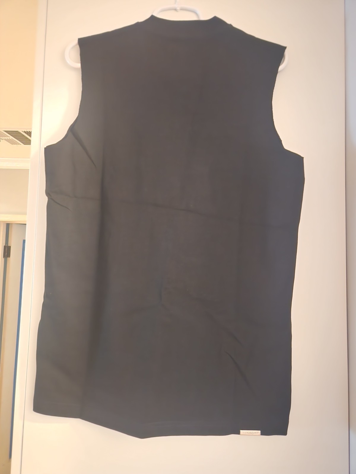 Tenaciti Studios Streetware Cut Off T-SHIRT NWT. MSRP $120. XS Oversize