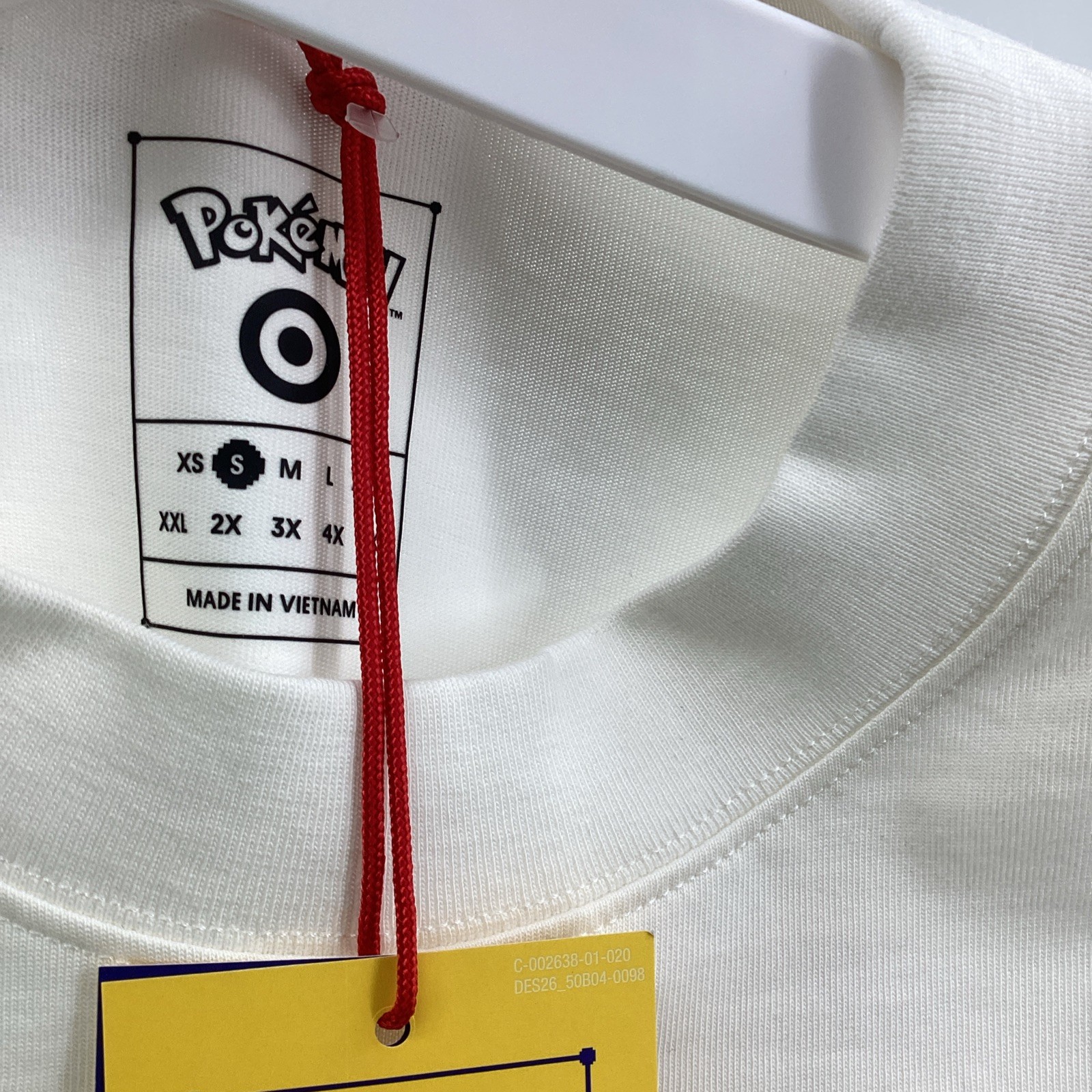 521. Official Pokemon Adult Trainer Shirt Relaxed Fit Eevee Size Small