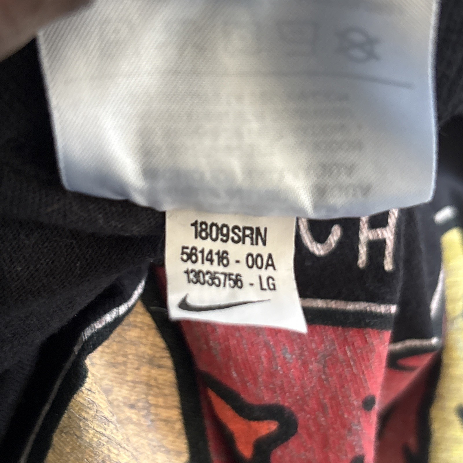 The Nike Tee Chicago Second City to None Men’s Print Black T-Shirt Size Large