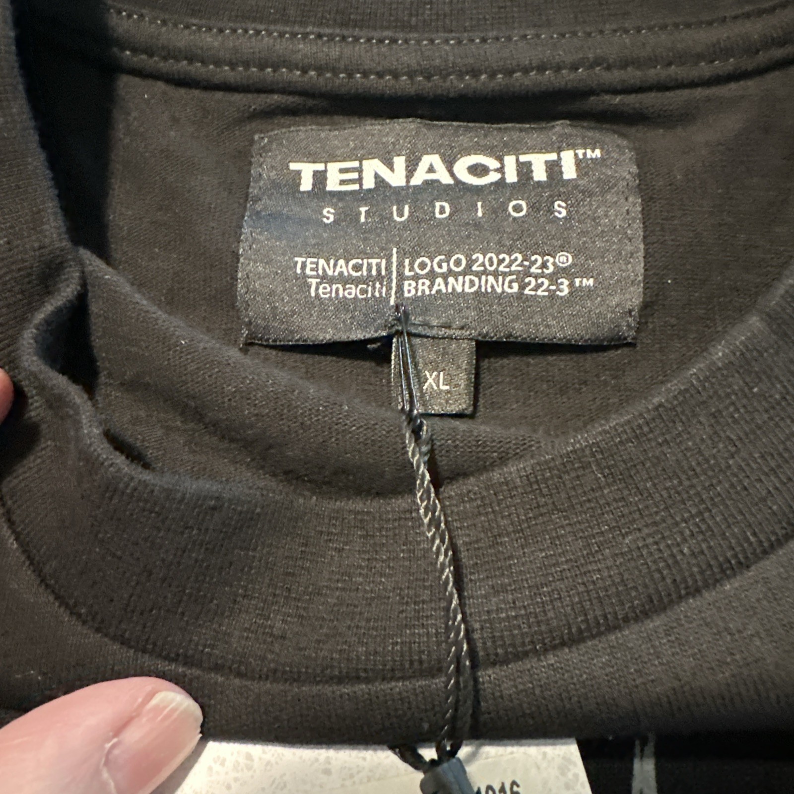 Tenaciti Men’s Streetwear T-Shirt Size XL