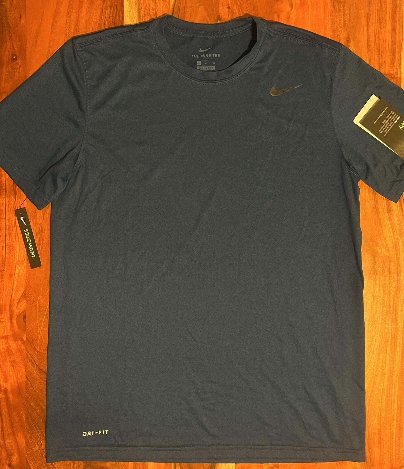 NWT, The Nike Tee Dri-Fit T-Shirt, Medium, Brand New Nike Dri-Fit/Anti-Odor Tee