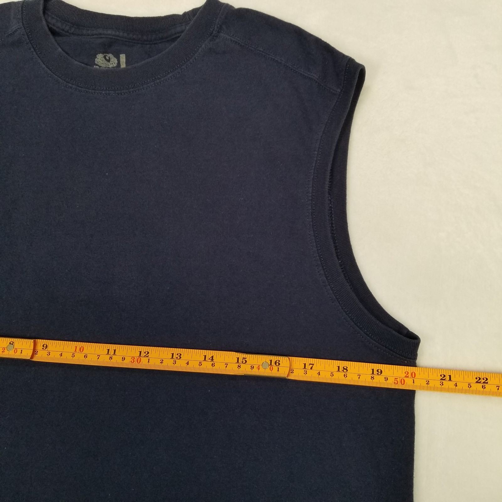 Fruit of the Loom Men’s Medium Navy Blue Sleeveless Crewneck Tank Top Basic Fit