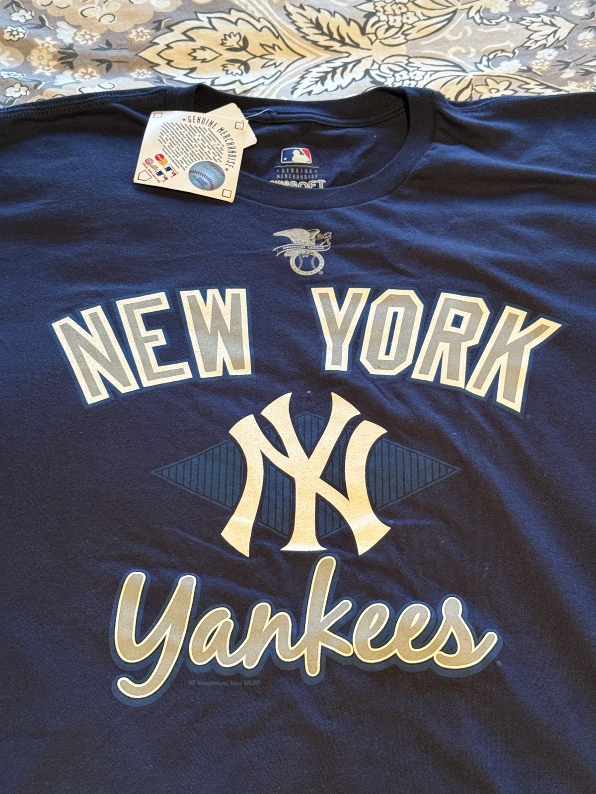 Men’s MLB Genuine Merchandise – New York Yankees Navy Soft T-Shirt Size 2XL NWT
