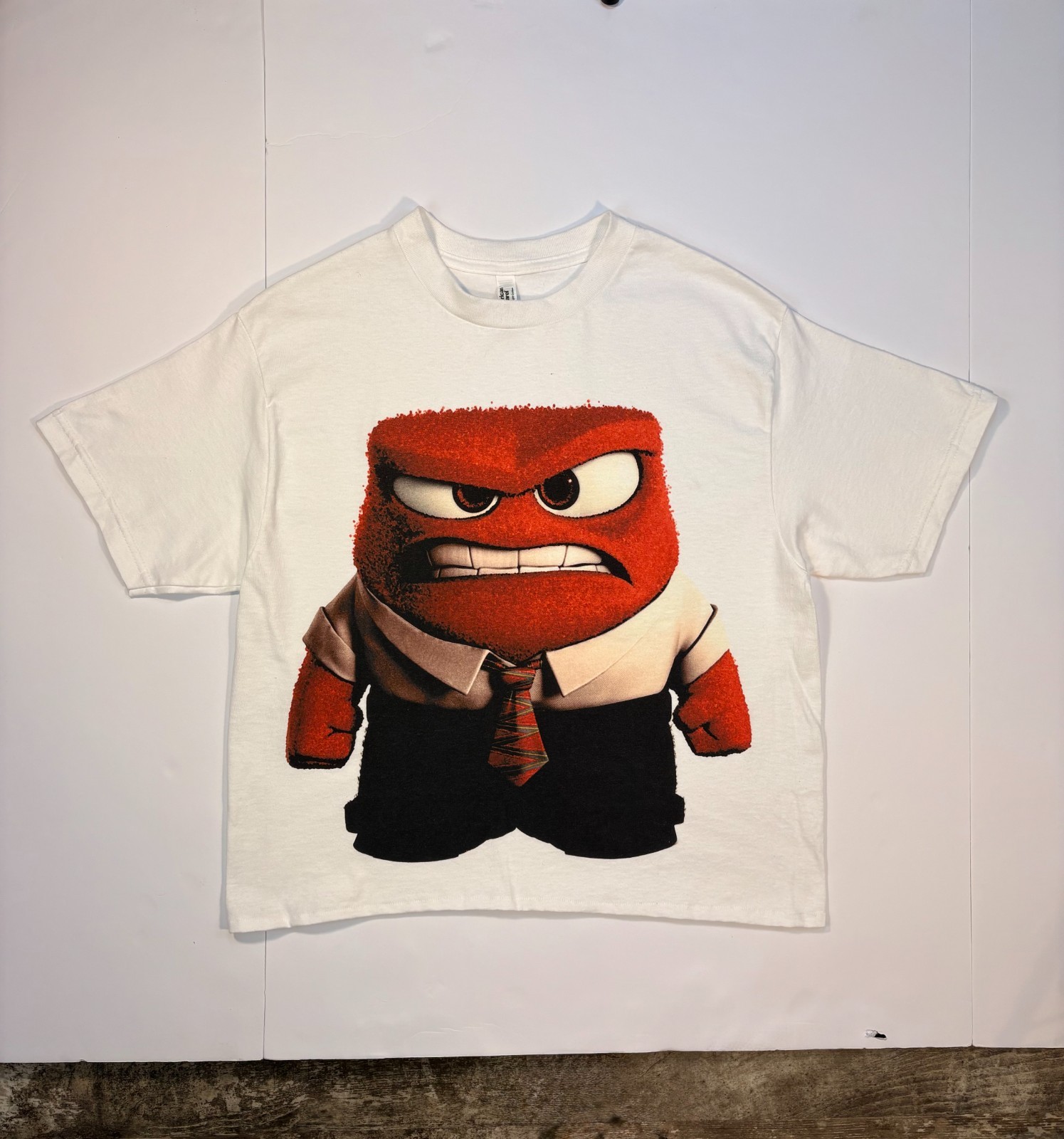 inside out anger boxy crop tee mens medium, Disney, Pixar
