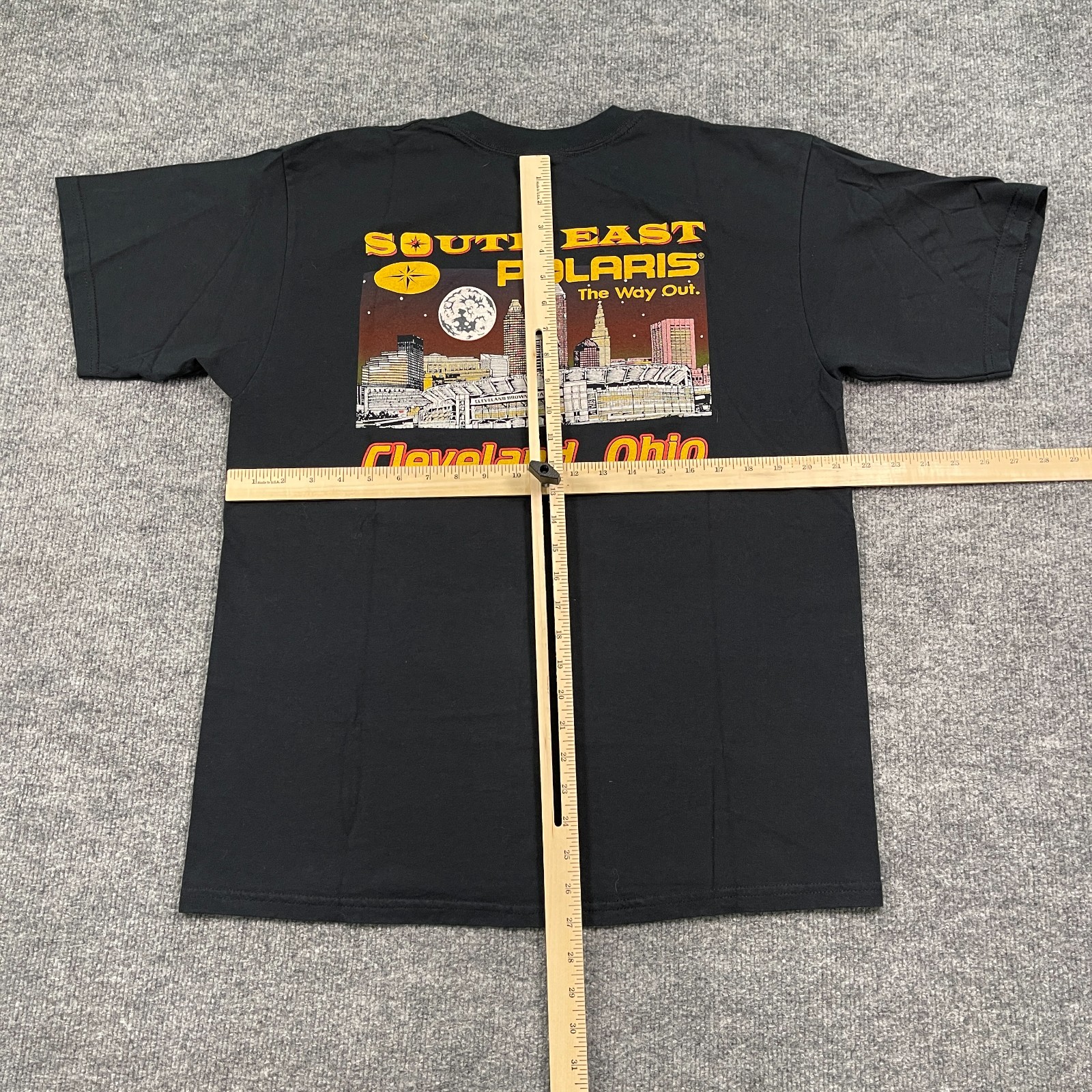 Vintage 2005 Victory Motorcycle Biker Shirt L 21×27 Cleveland Ohio