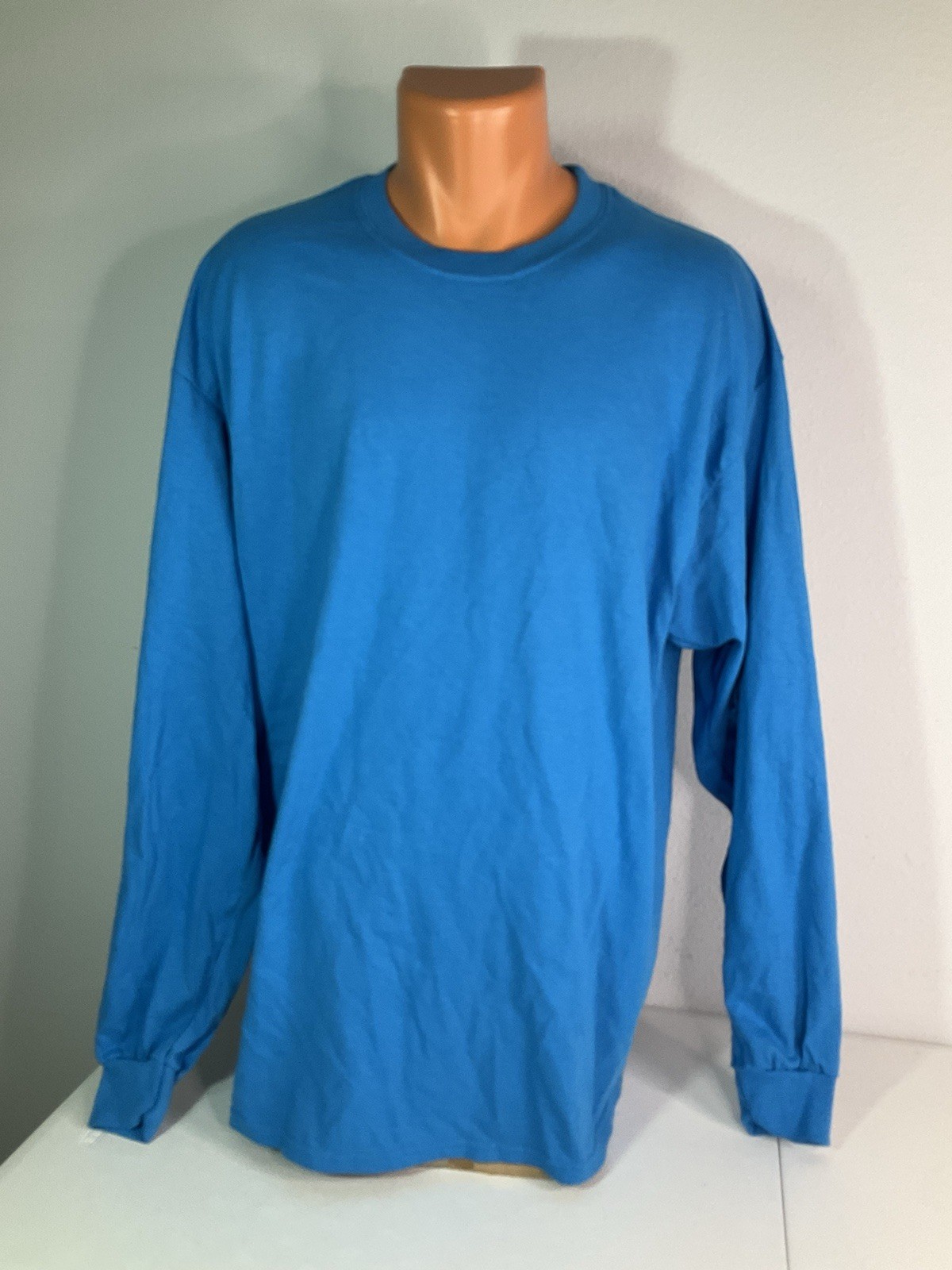 GILDAN Ultra Cotton Blue Long Sleeve Tee Shirt. Size XL. Excellent Condition.