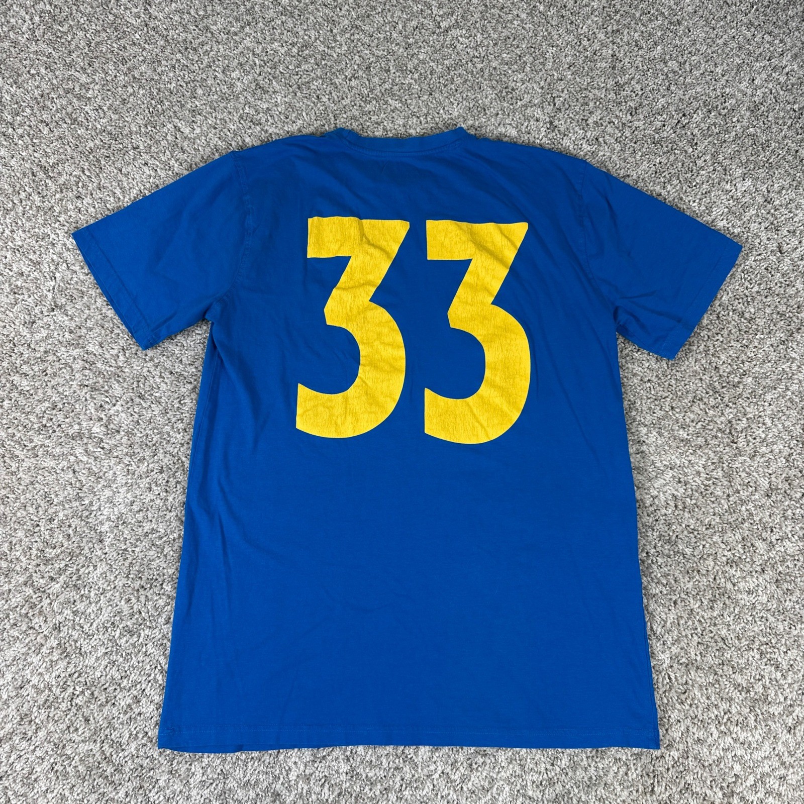 Fallout Vault 33 Graphic T Shirt Mens Large Blue Yellow Gaming Tee 2024 Amazon