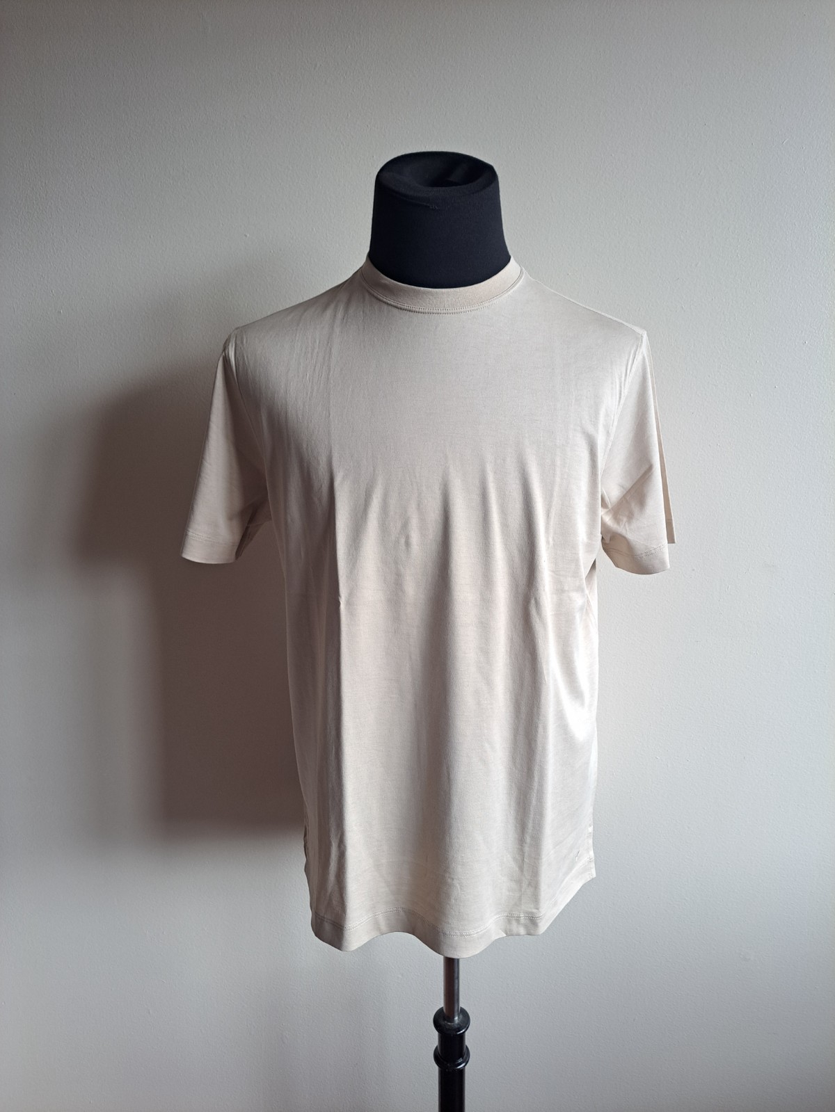 NEW Left Coast Tee Men’s Short Sleeve Pima Cotton Beige T-Shirt Top Size M