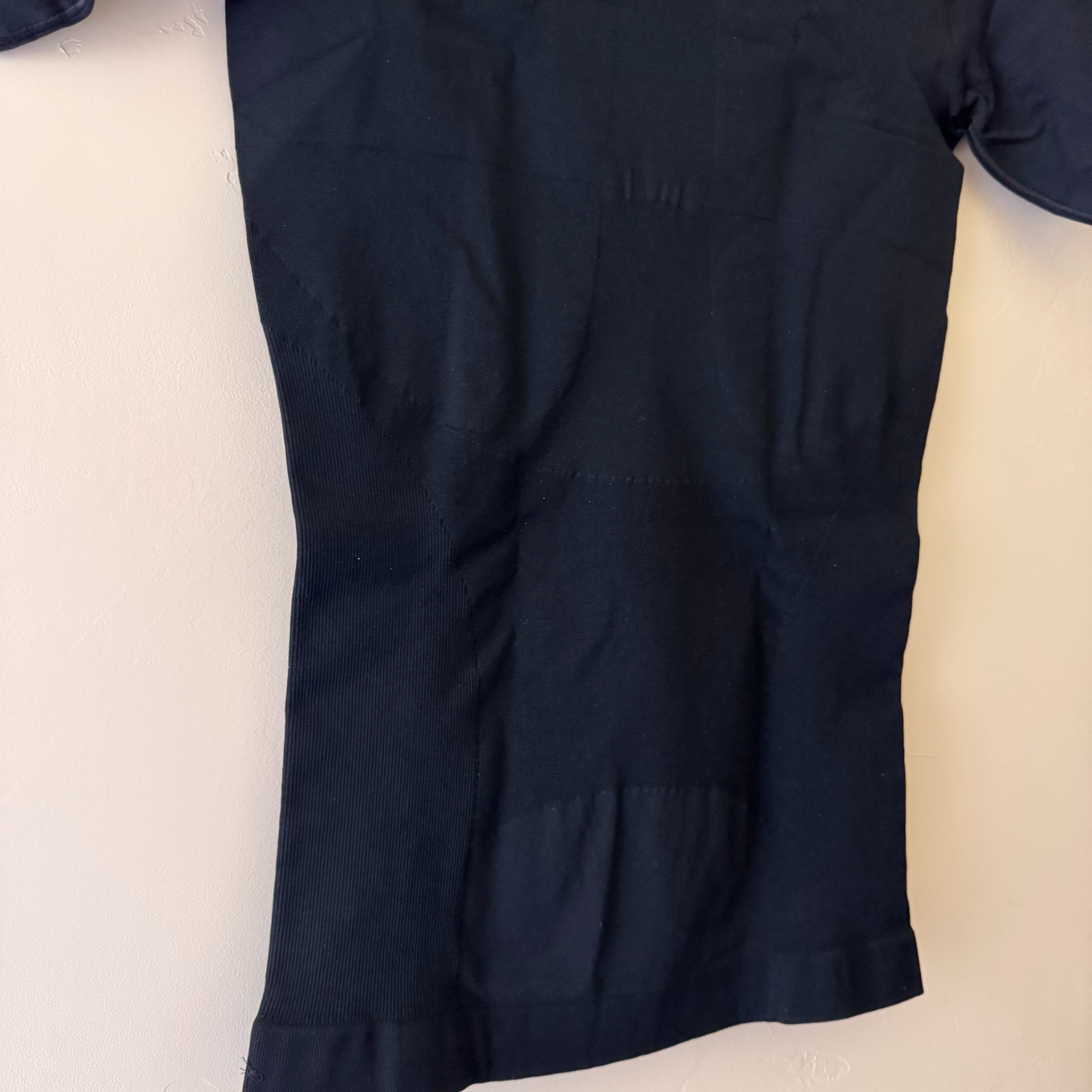 SPANX Men’s Zoned Performance Black Crew Neck Under Shirt size XL (46-48) NWOT