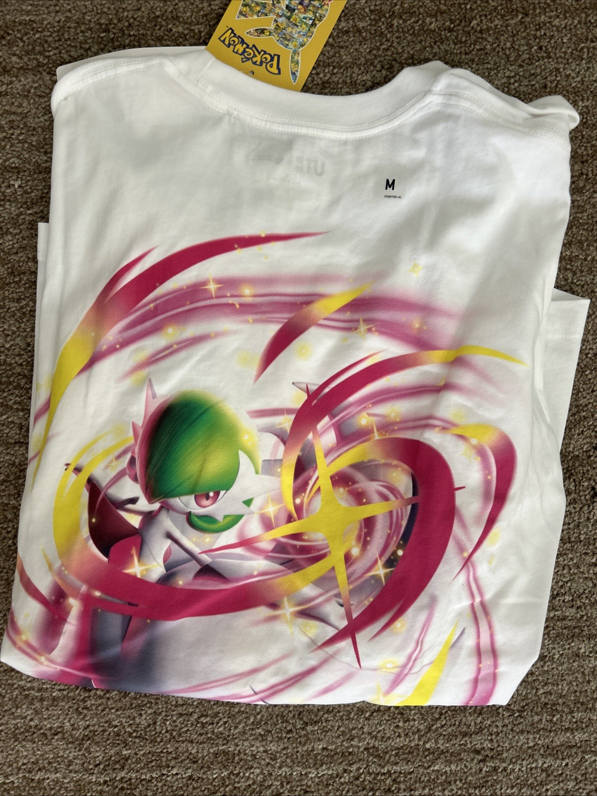 UNIQLO UT Pokemon Gardevoir 0298 Tee shirt Short Sleeve Size XL