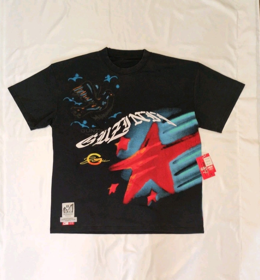 Gunzinii Denim & Co Black Star T-shirt in Size Medium or Large