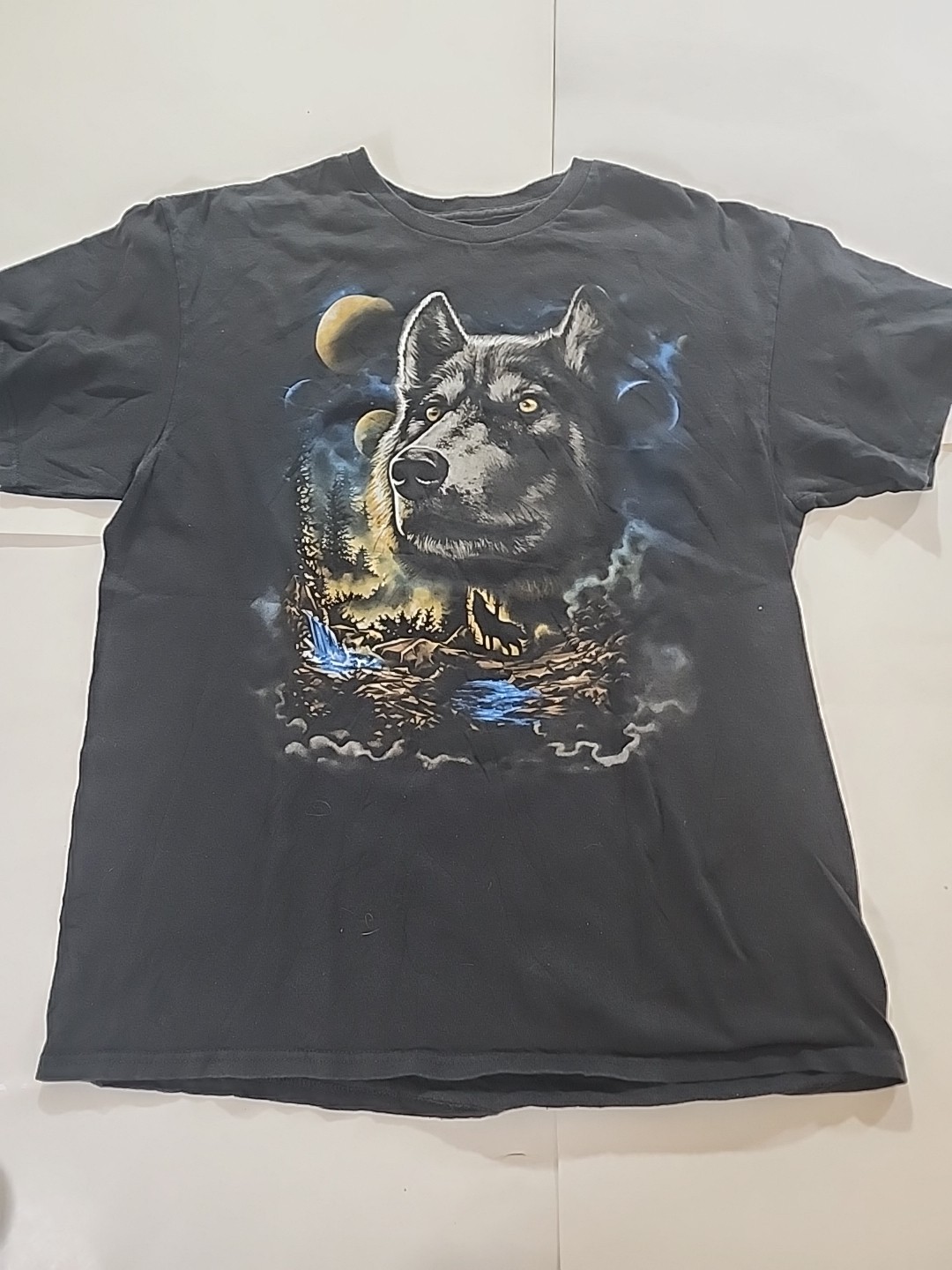 Black Wolf Graphic NatureT Shirt Sz Lg Mens Easy Care 100% Cotton Short Sleeve