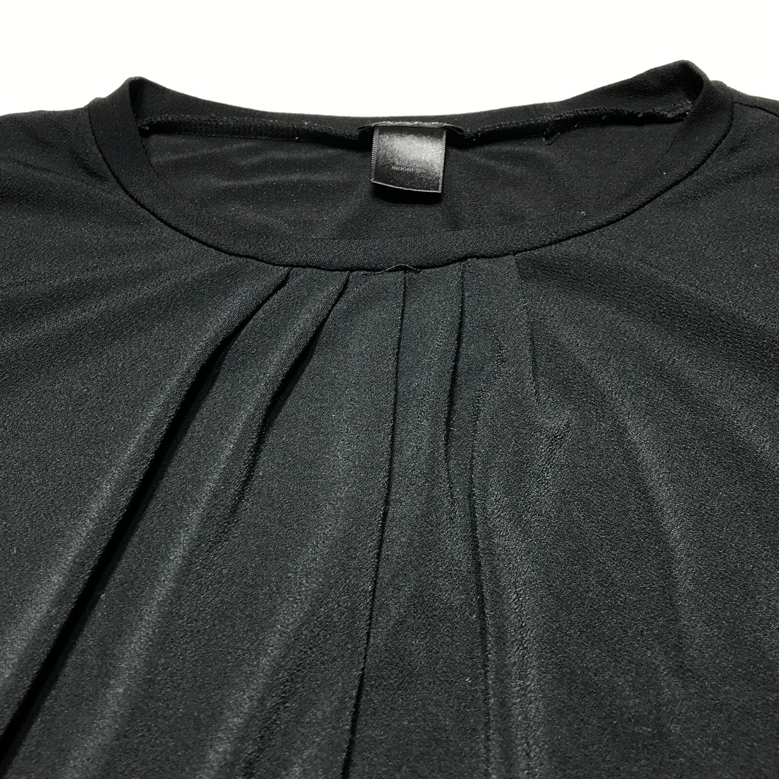 Ann Taylor Top Womens Size M Pleated Neck Crop Sleeve Blouse Black Stretchy