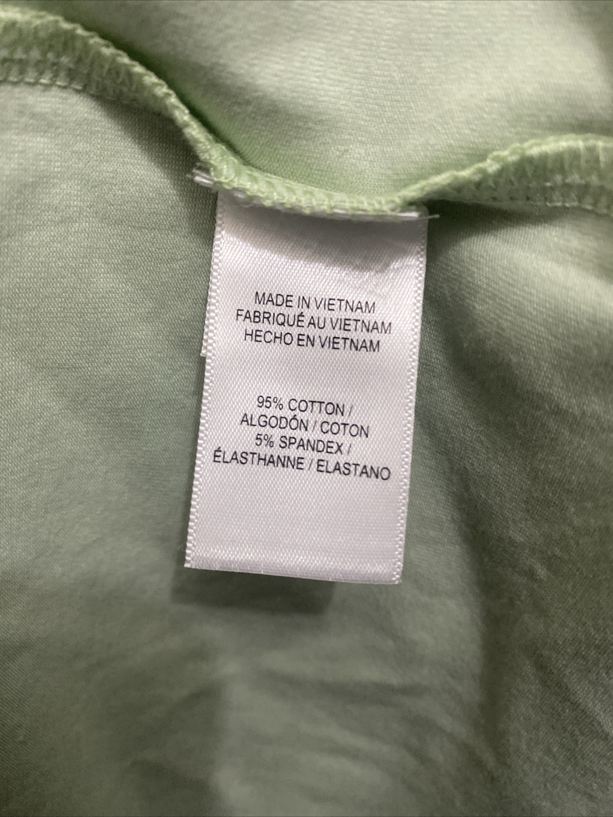 Kenneth Cole Men’s XL Green Short Sleeve Crew Neck Chest Text Logo T-shirt NWT